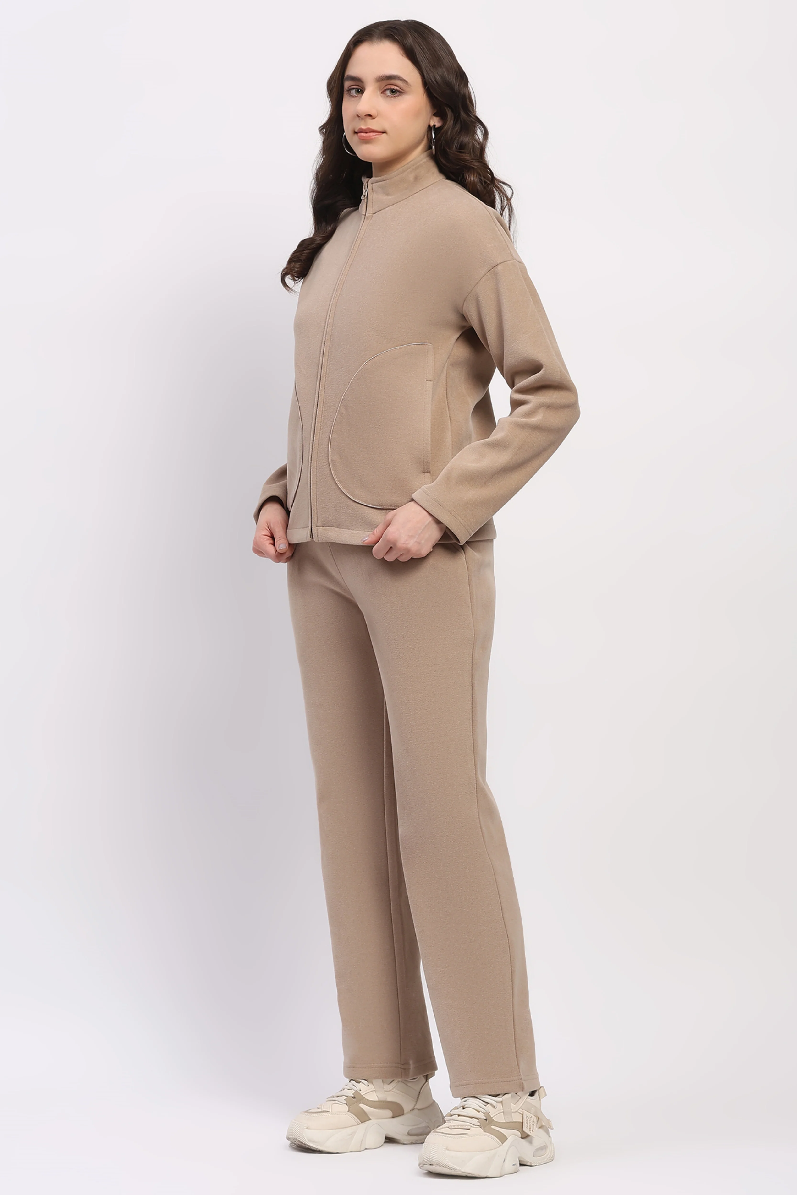 Beige Drop-Shoulder Winter Tracksuit - Image 4