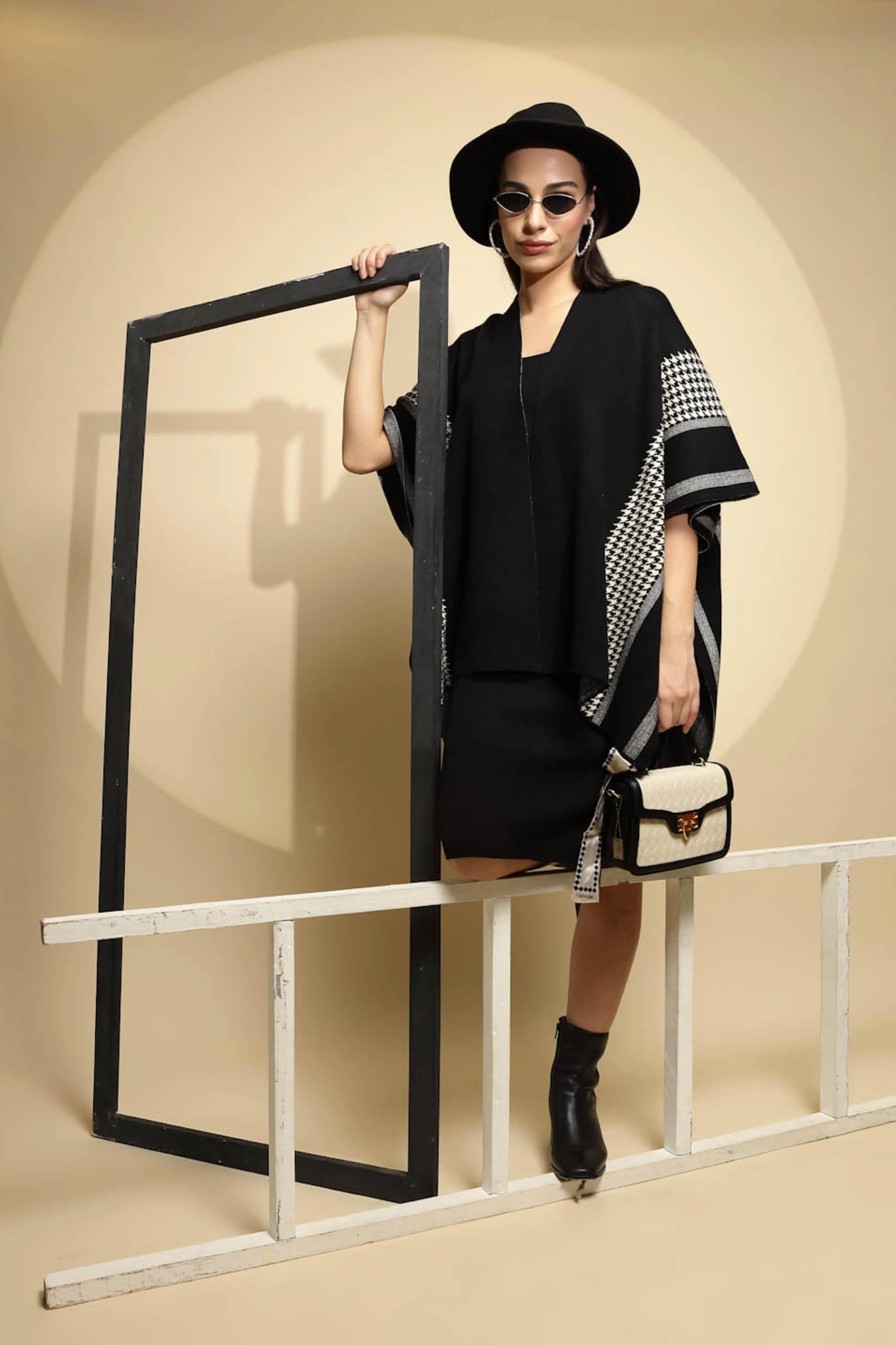 Black Abstract Print Half Sleeve Open Neck Knitted Winter Shrug - Image 8