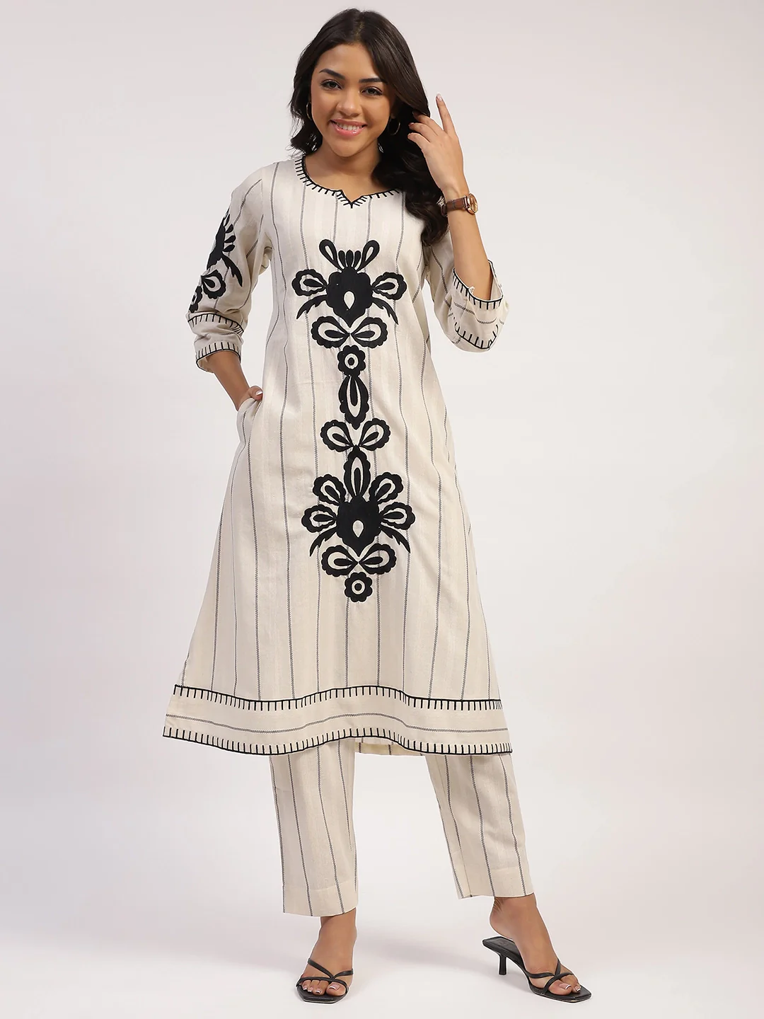 Embroidered Cotton Linen Kurta Set - Image 14