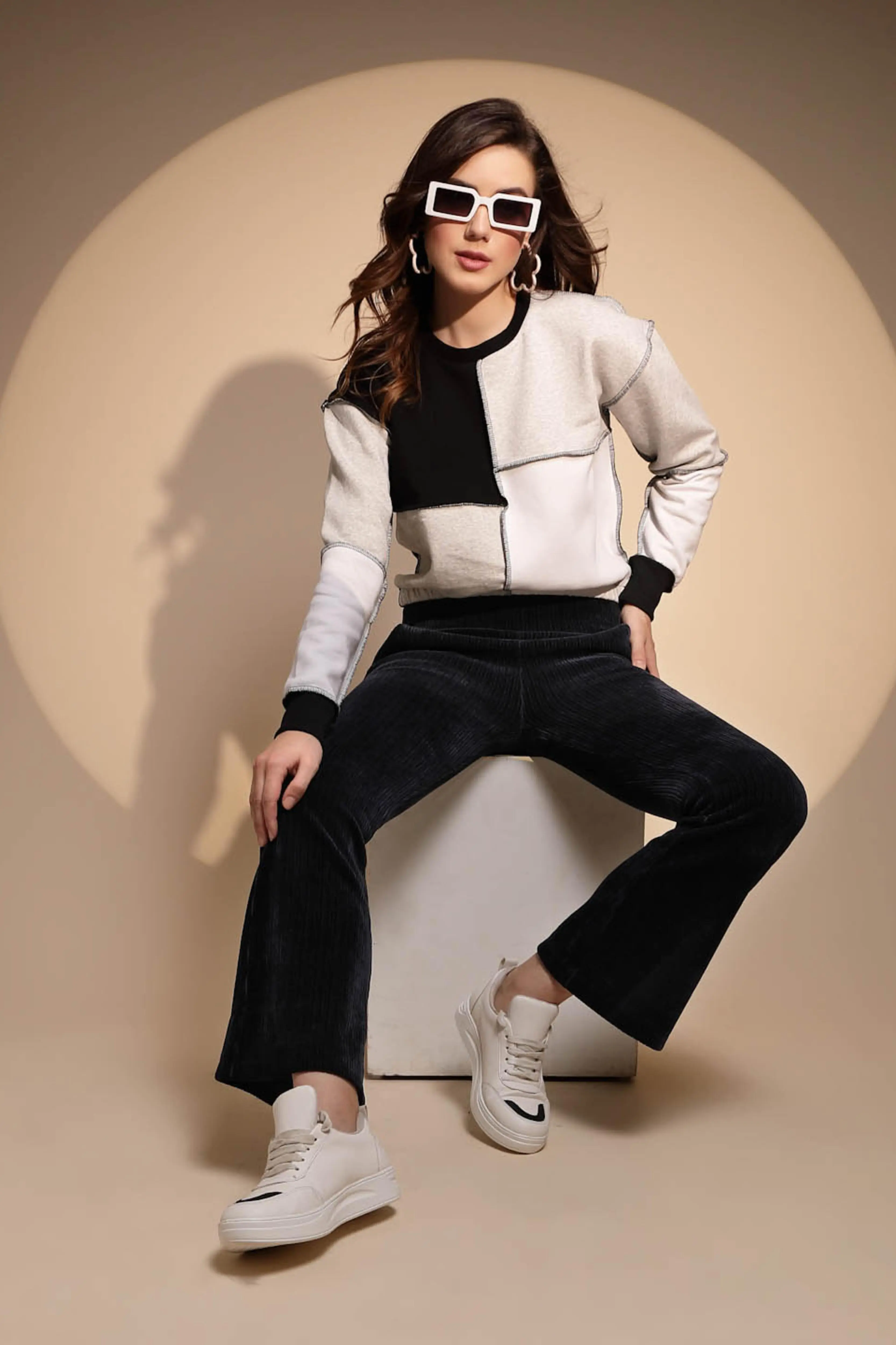 Color Block Cotton Blend Crop Sweatshirt - Image 6
