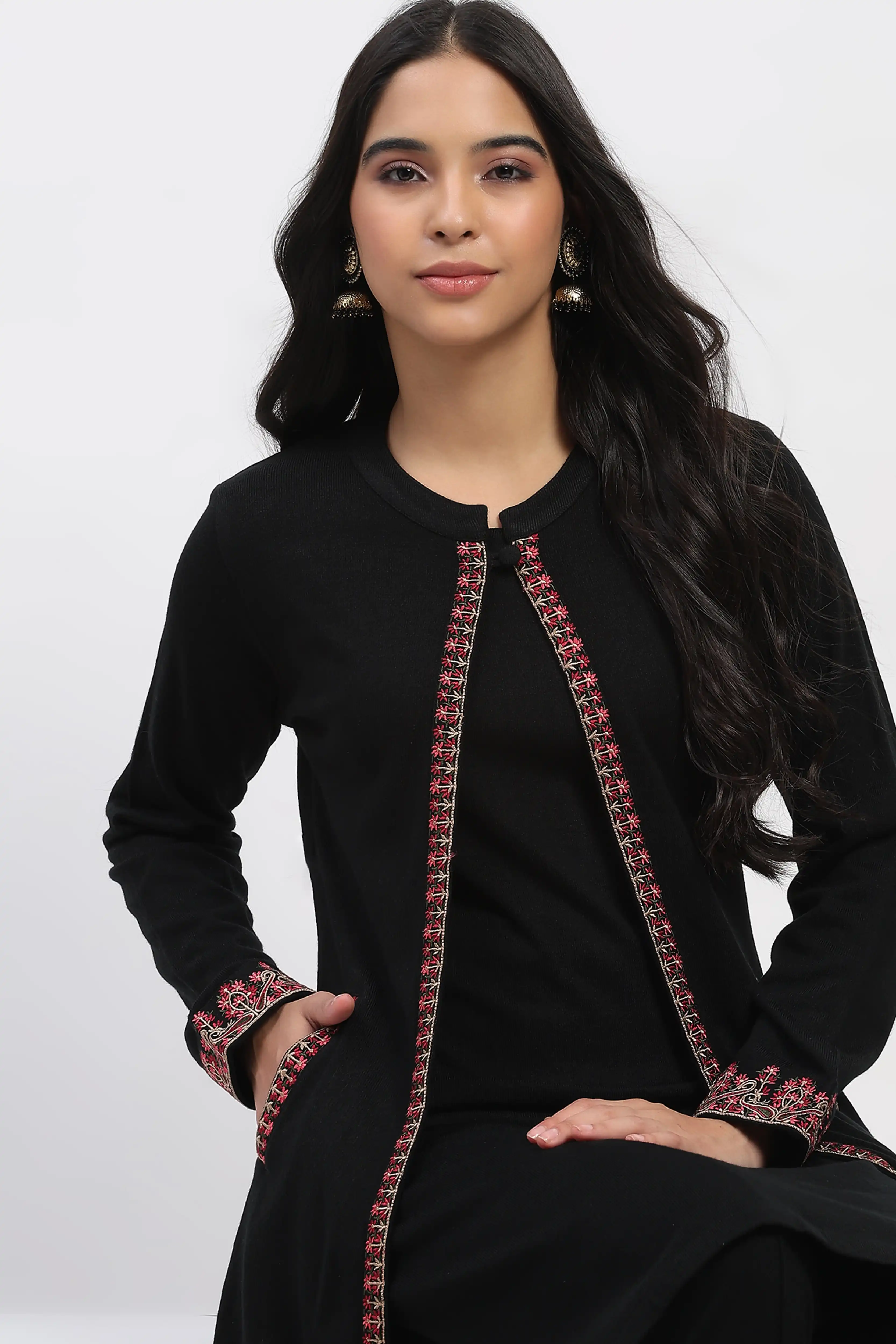 Black Embroidered Three-Piece Winter Set - Image 9