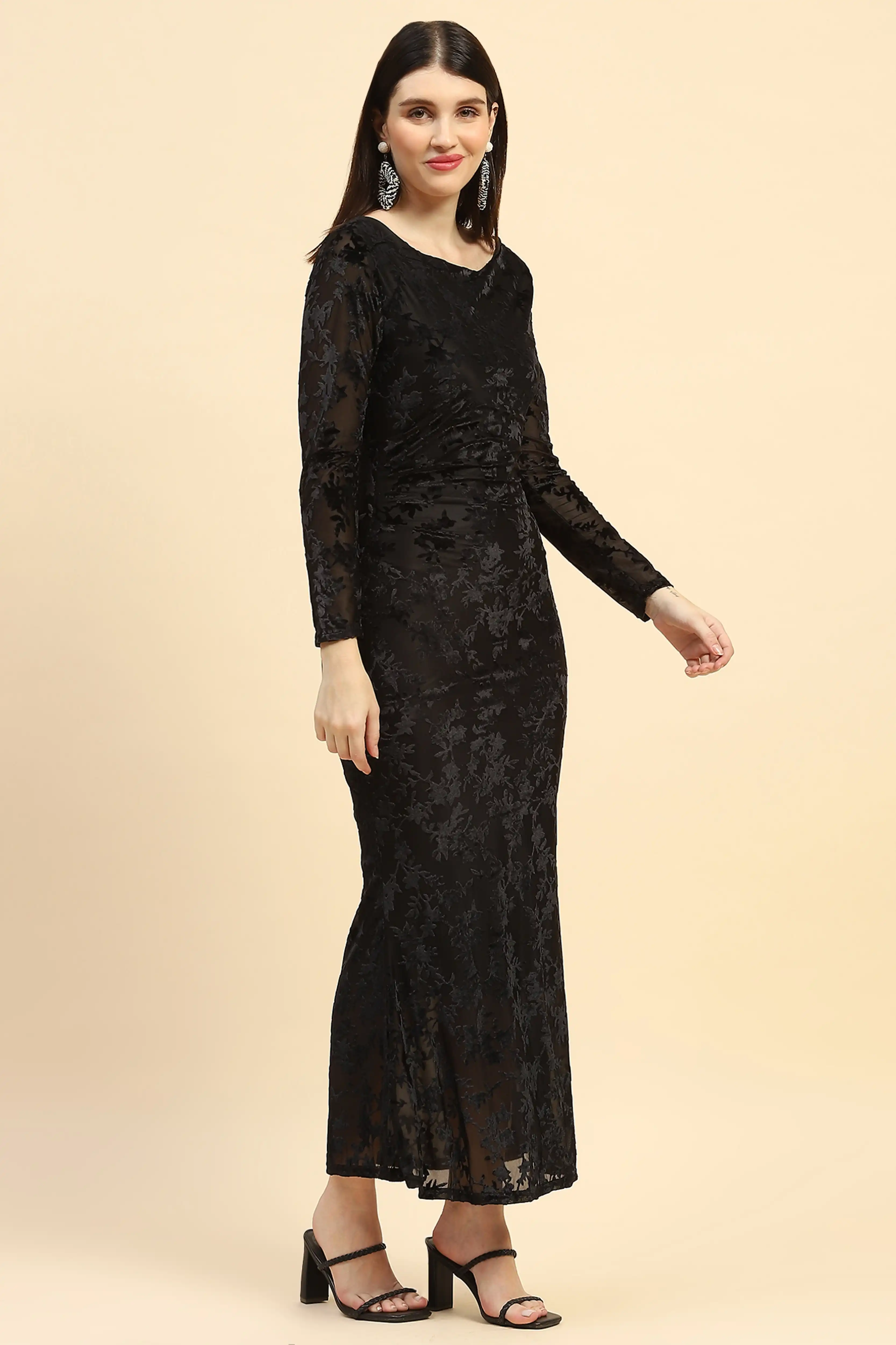 Black Texture Slim Maxi Dress - Image 2
