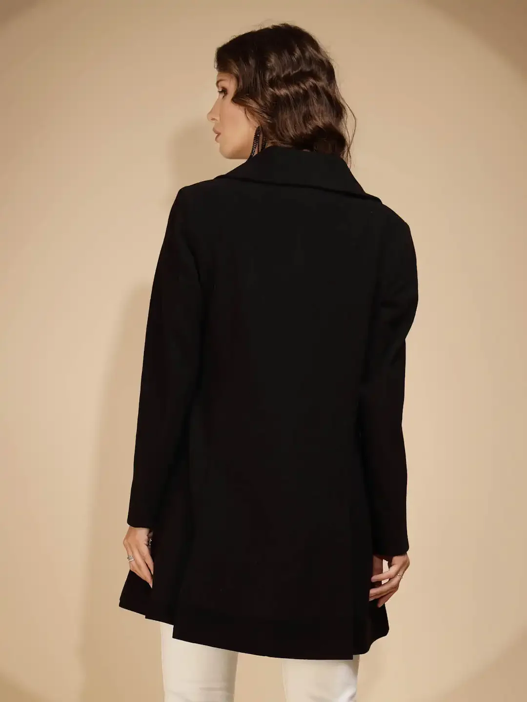 Women's Solid Collared Neck Black Blazer - Image 13
