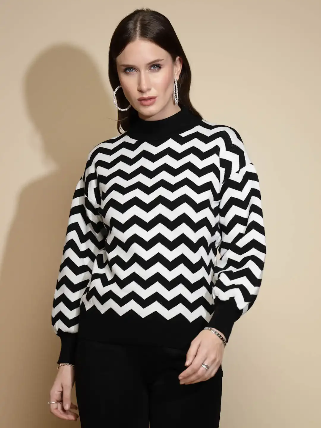 Black Geometric Print Acrylic Pullover - Image 7