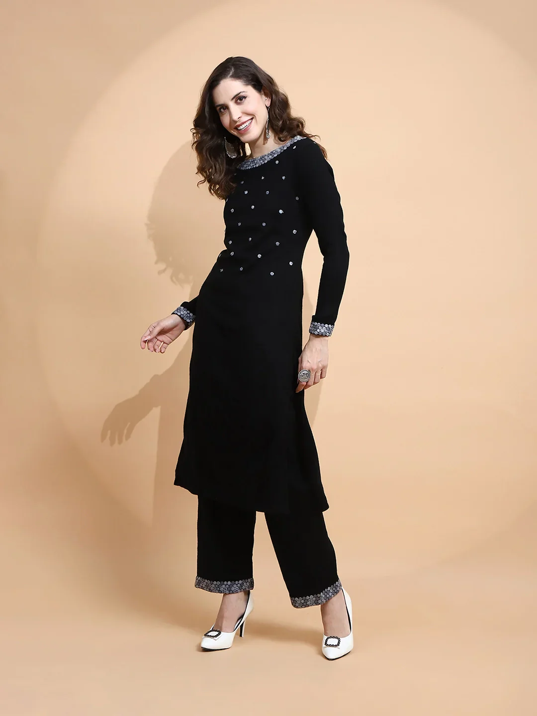 Black Knitted Regular Fit Kurta Set For - Image 10