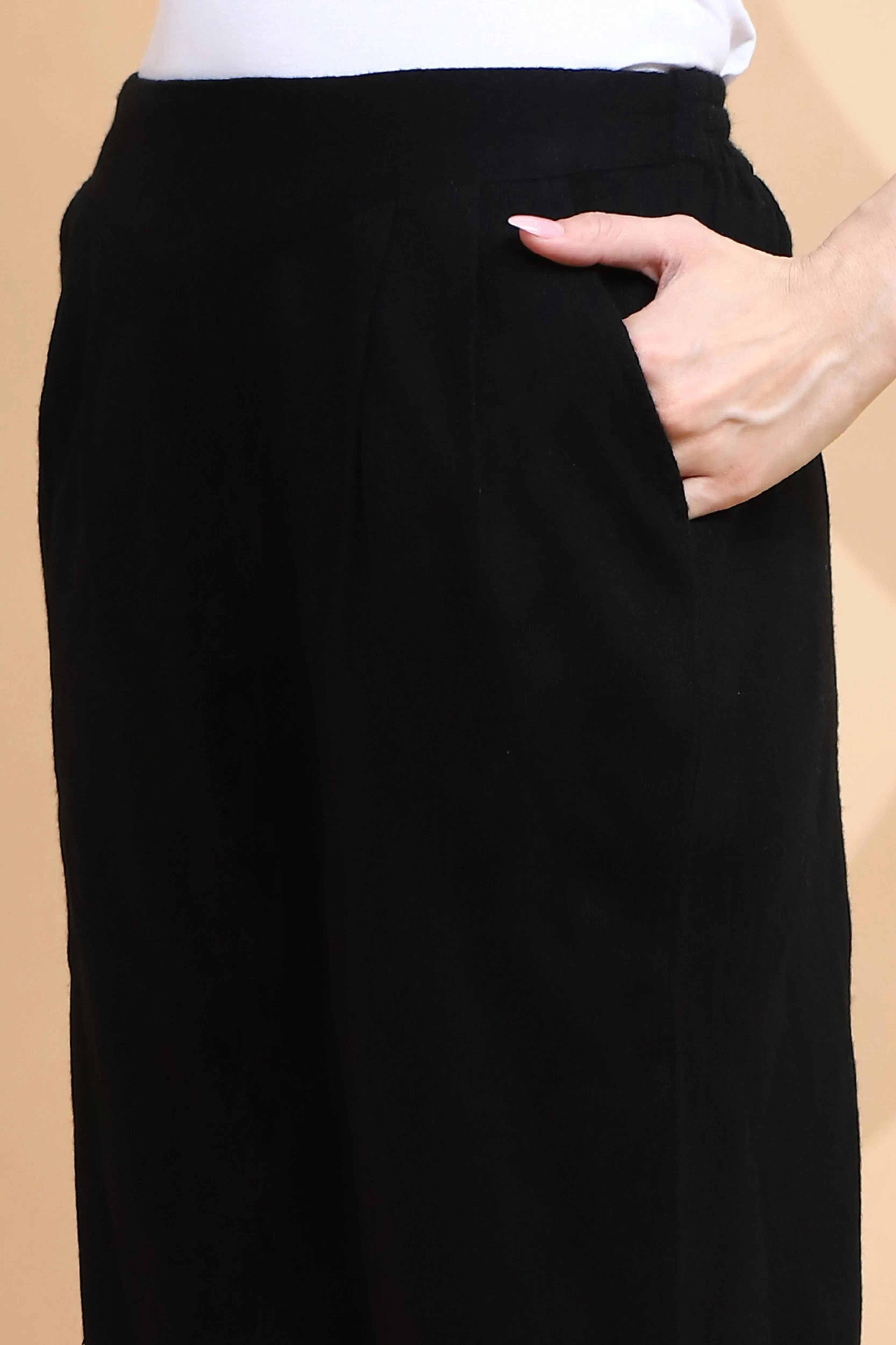 Black Knitted Regular Fit Kurta Set For - Image 6