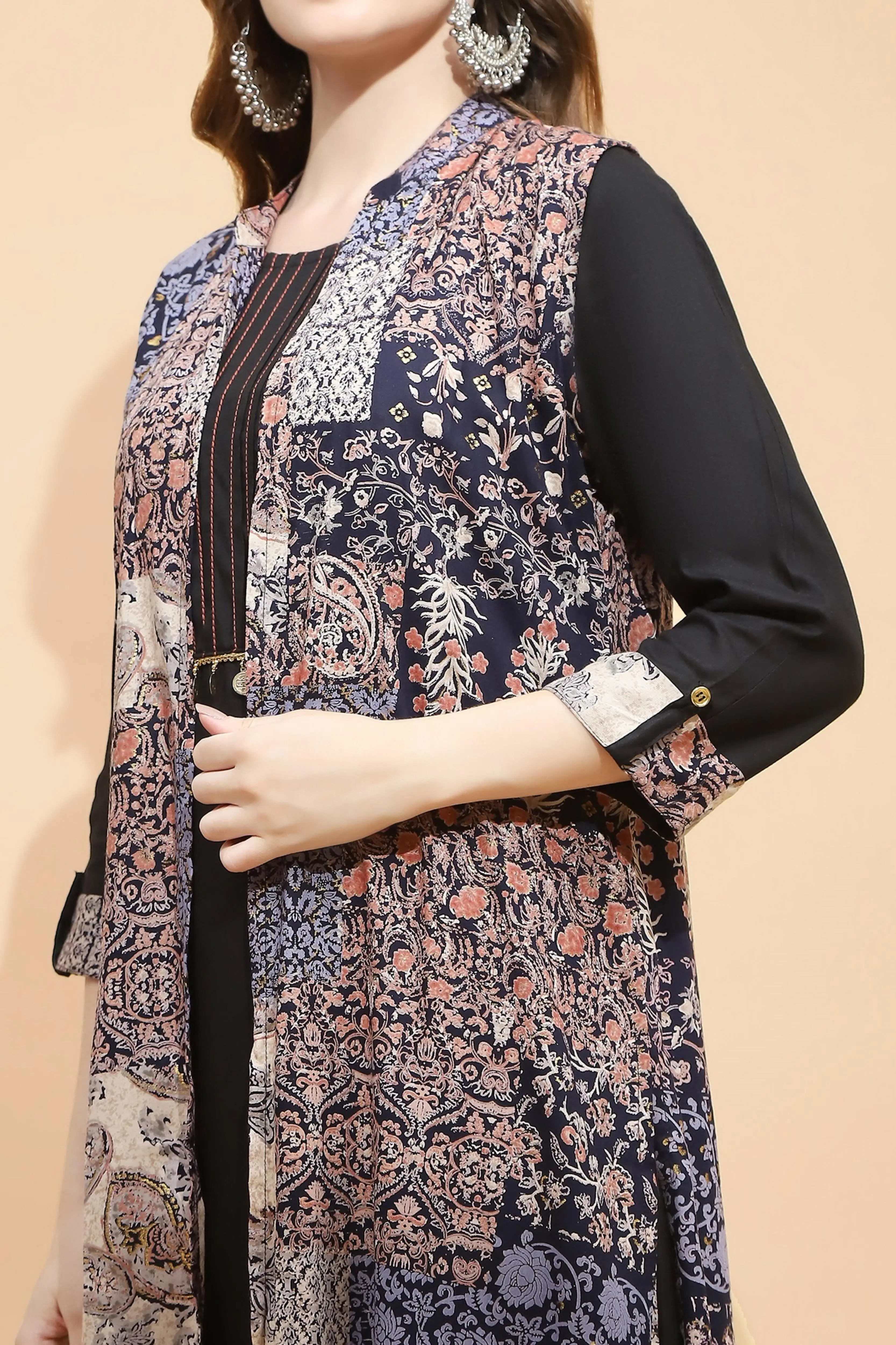 Black Rayon Loose Fit Dress - Image 5
