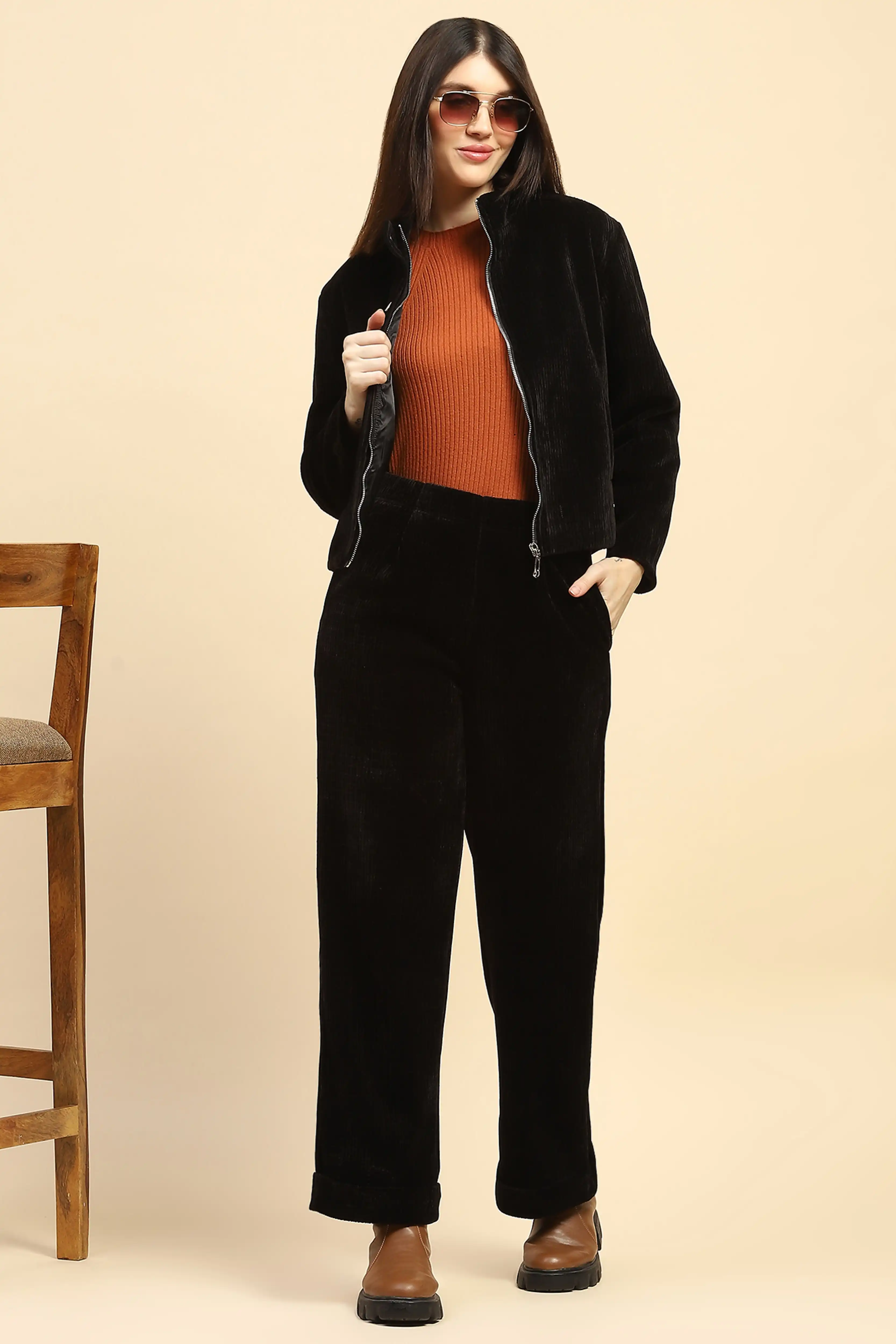 Black Solid Boxy Fit Jacket - Image 7
