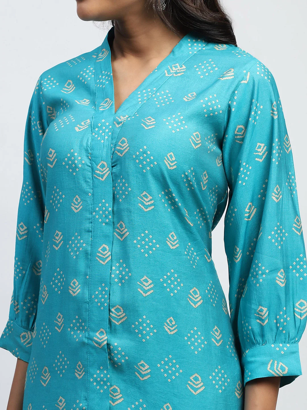 Blue Bandhani Print Cotton Kurta Set - Image 11