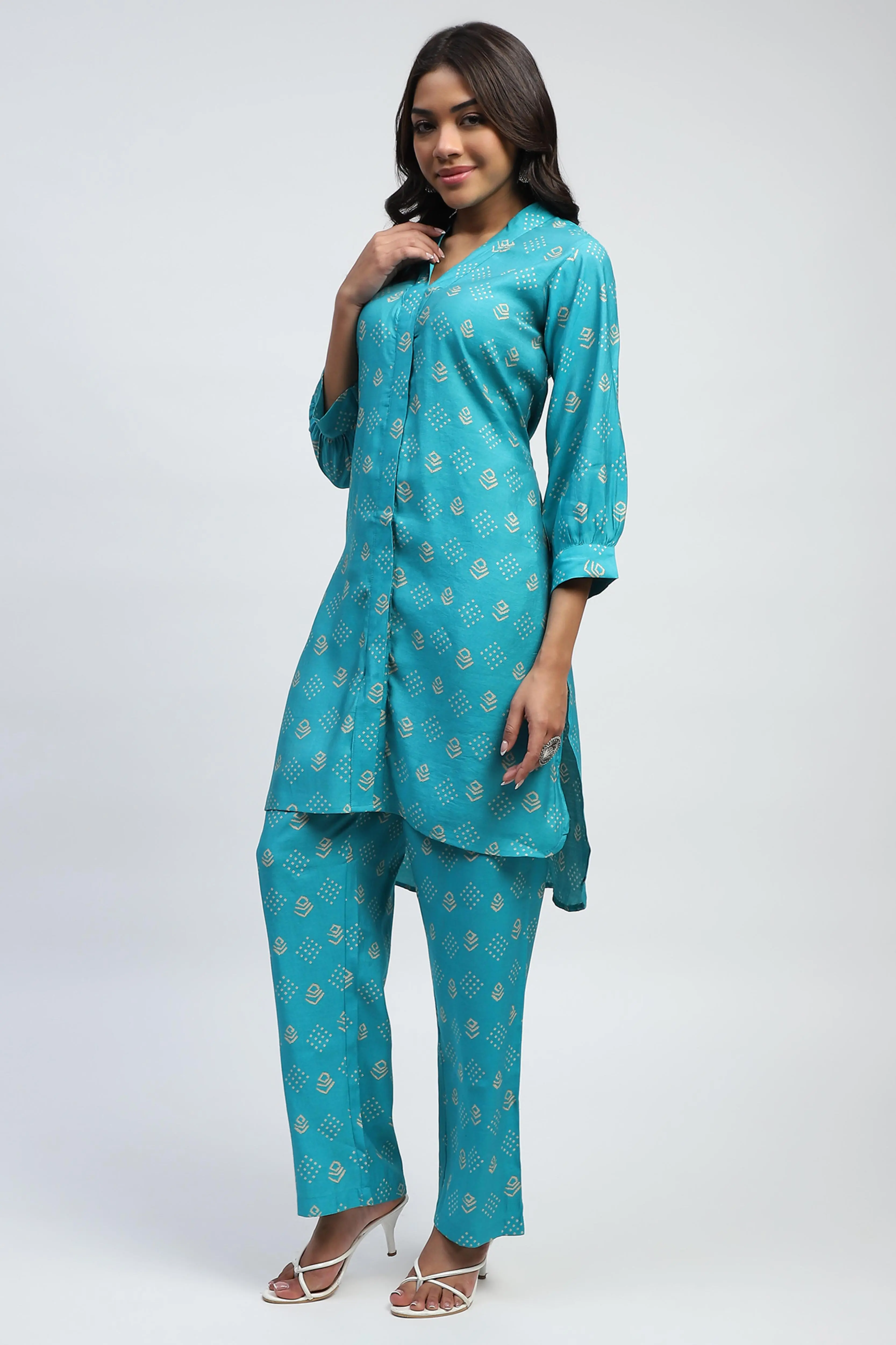 Blue Bandhani Print Cotton Kurta Set - Image 2
