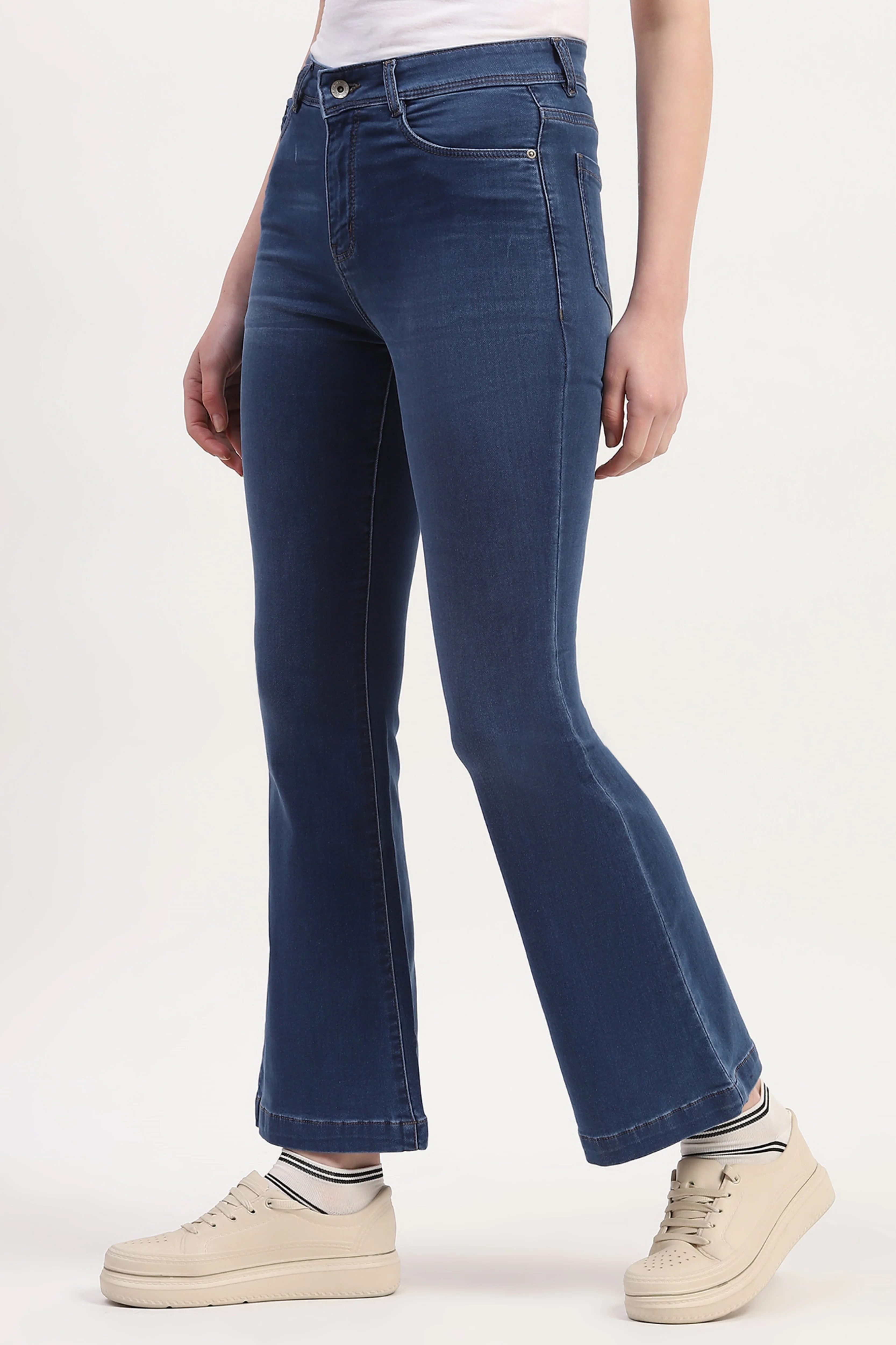 Blue Denim Solid Jeans