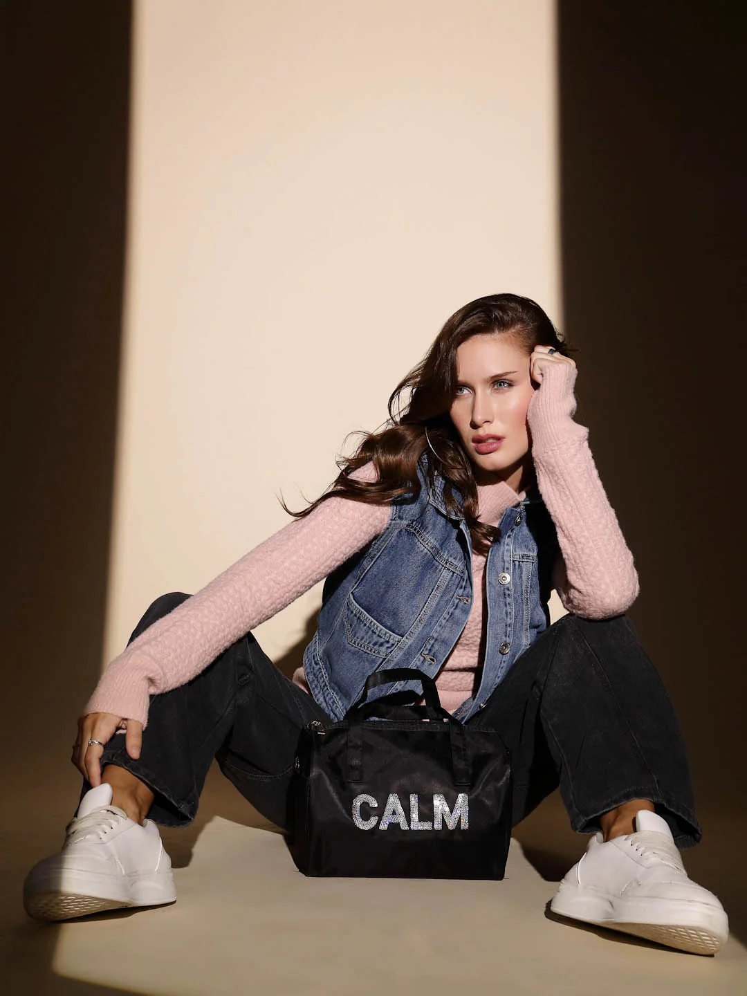 Blue Sleeveless Denim Jacket - Image 10