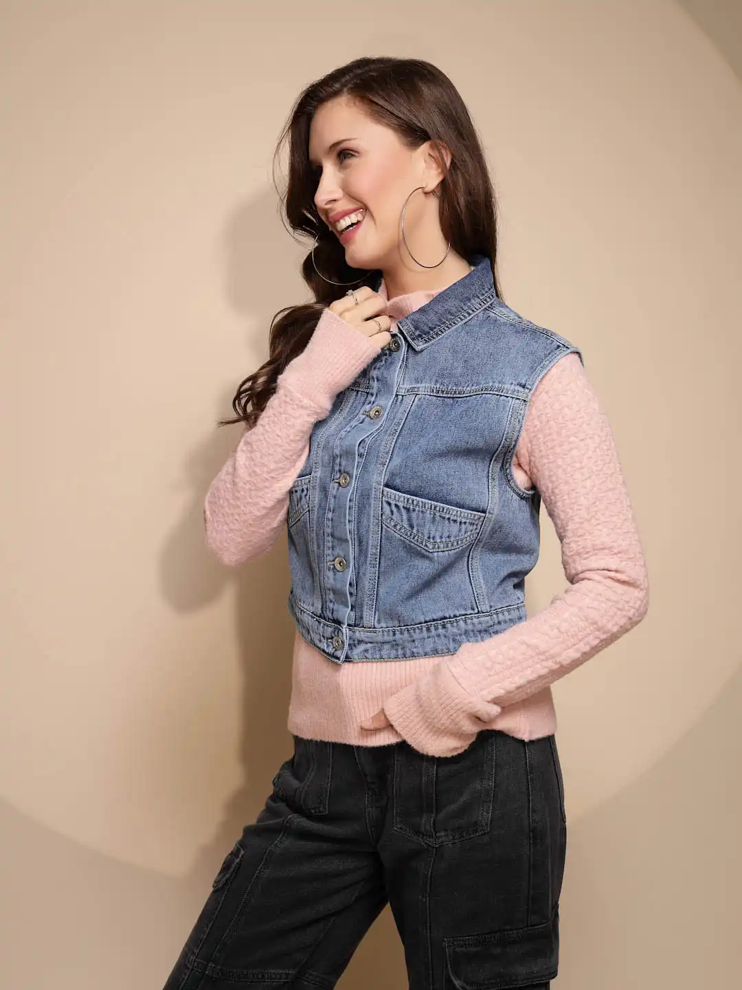 Blue Sleeveless Denim Jacket - Image 5