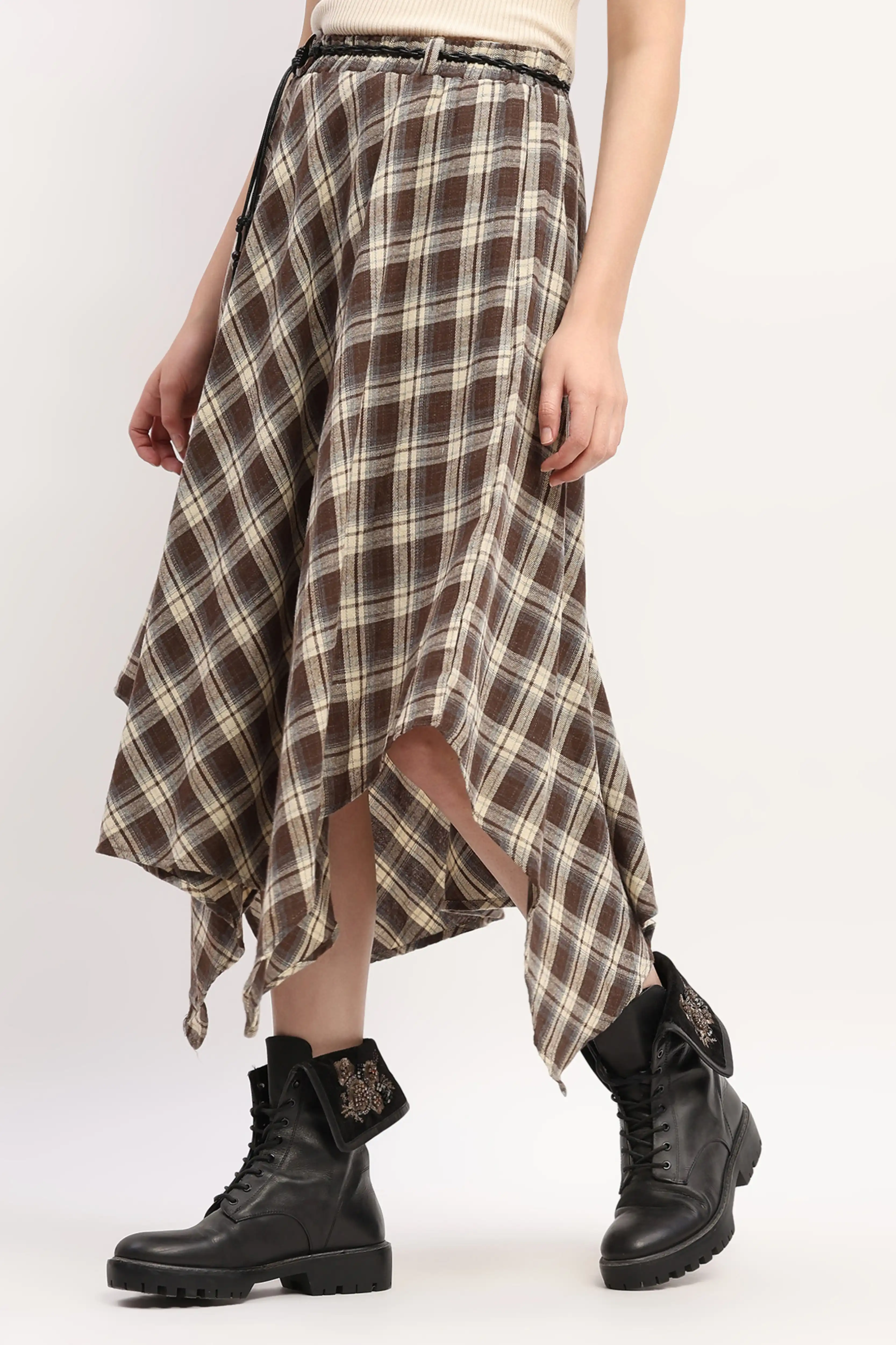 Chic Checked Asymmetric Flared Skirt - Image 4