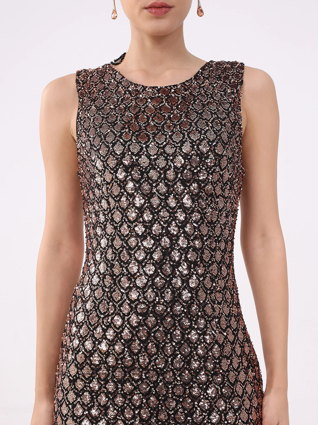 Golden Sequined Stretch Sheath Dress - Image 6