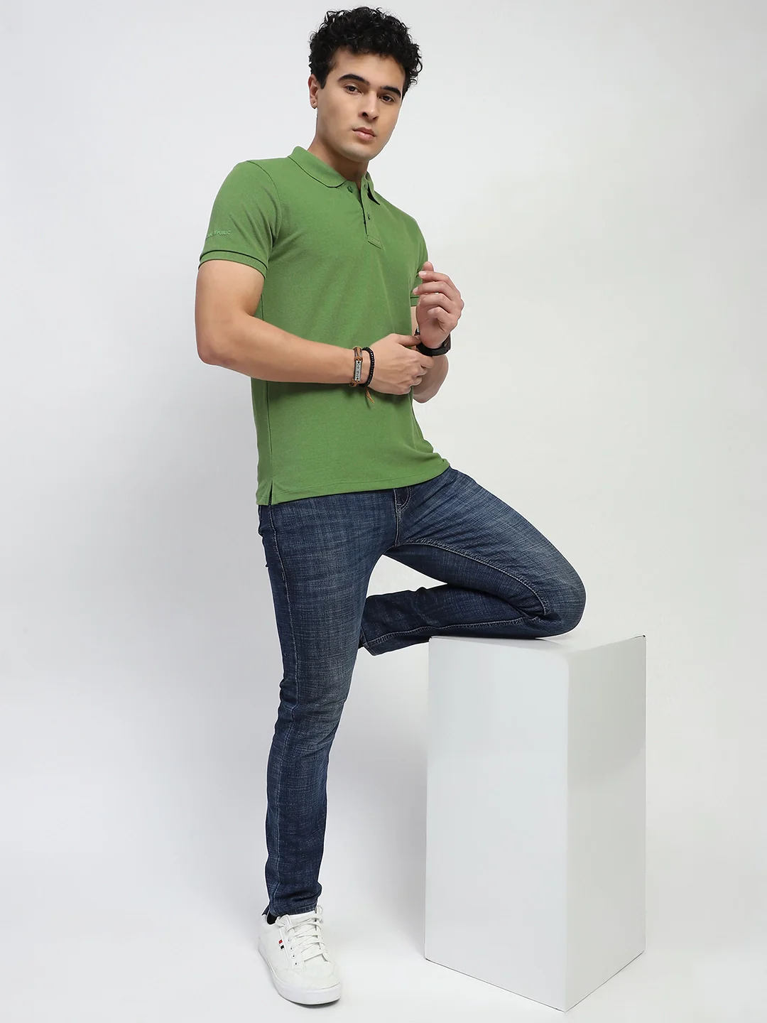 Green Solid Cotton Blend Polo T-Shirt - Image 12