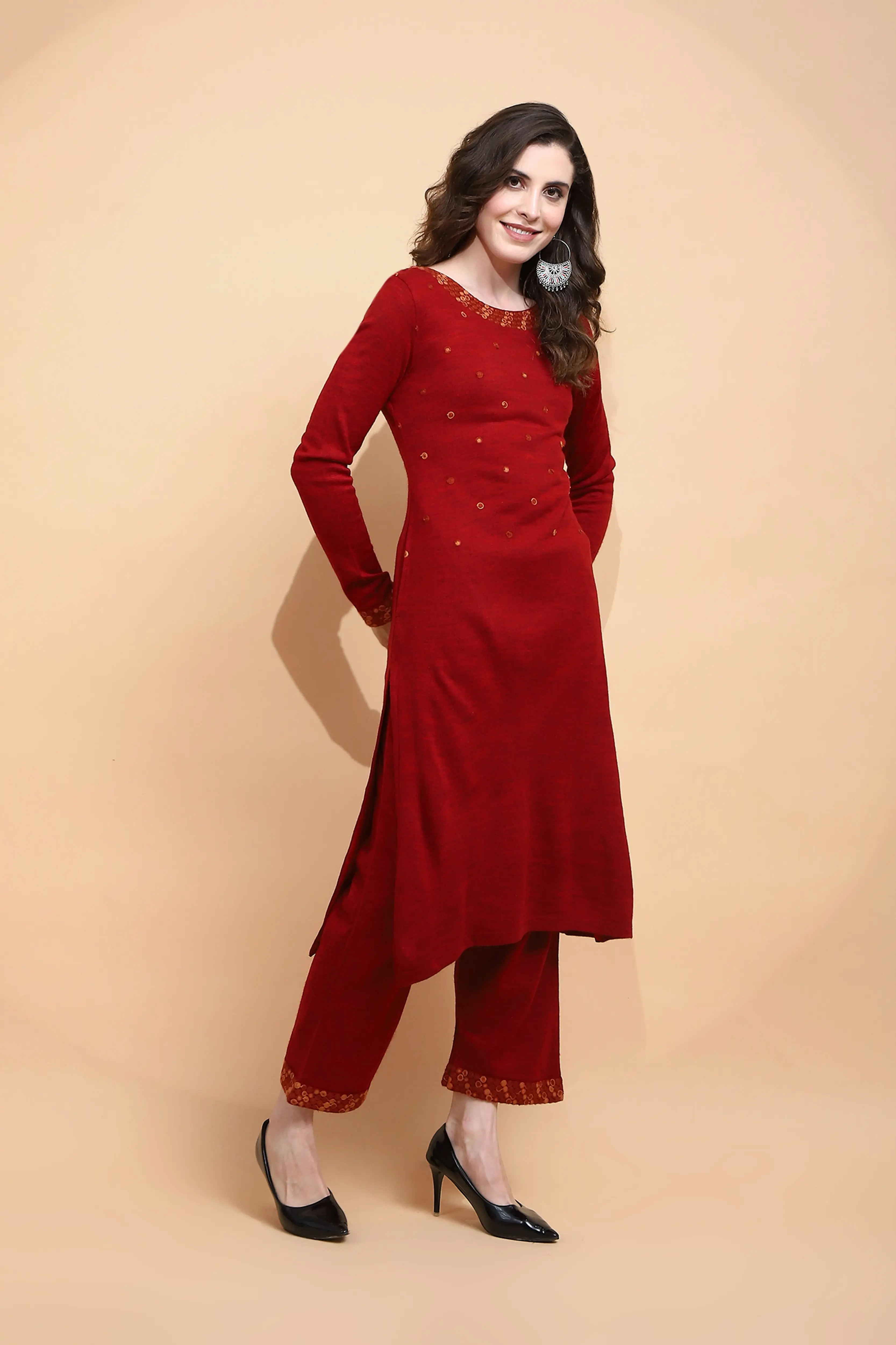 Maroon Knitted Regular Fit Kurta Set - Image 3