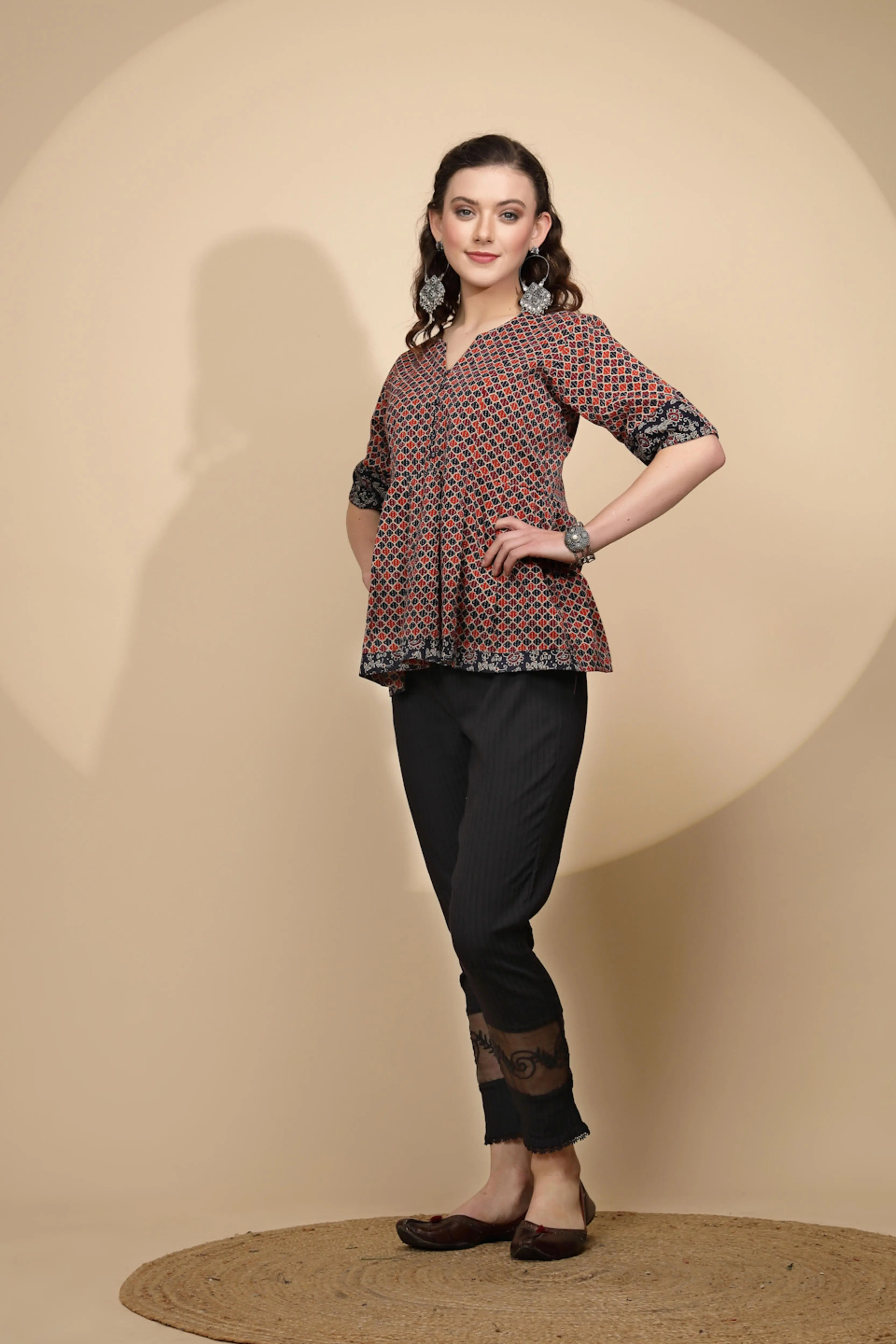 Maroon Regular Fit Tunic For Women - Image 4