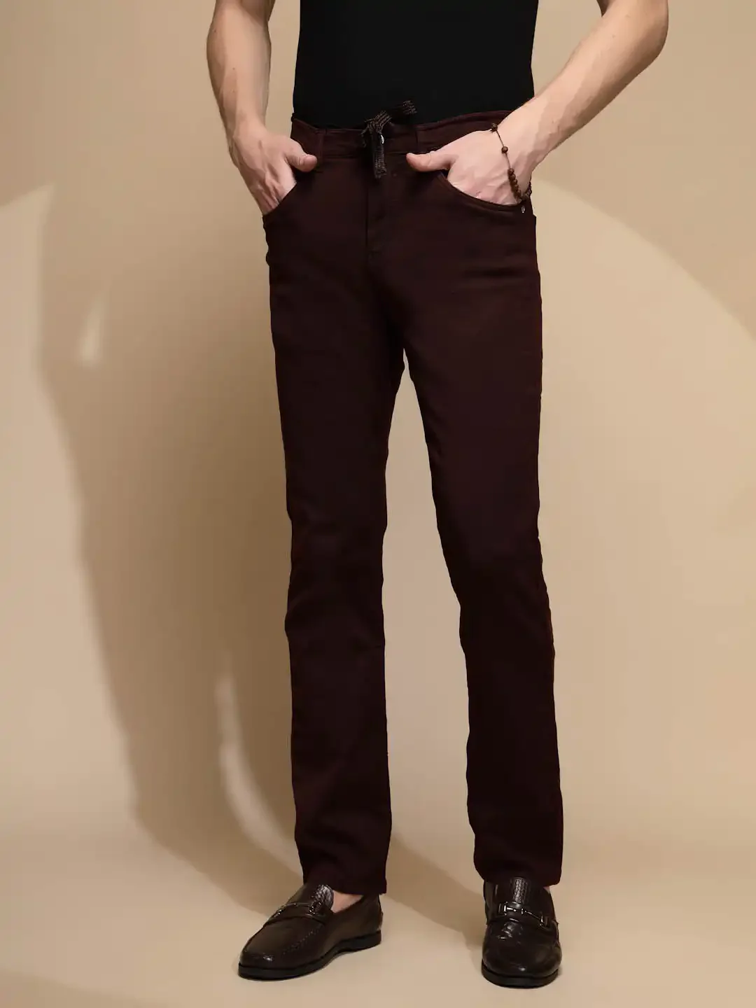 Maroon Solid Mid Rise Slim Fit Cotton Blend Jeans