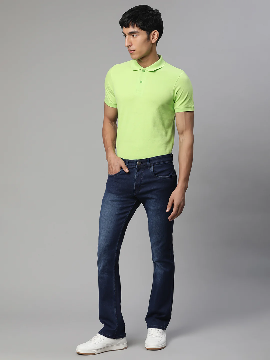 Men Blue Faded Straight Denim Jeans - Image 5