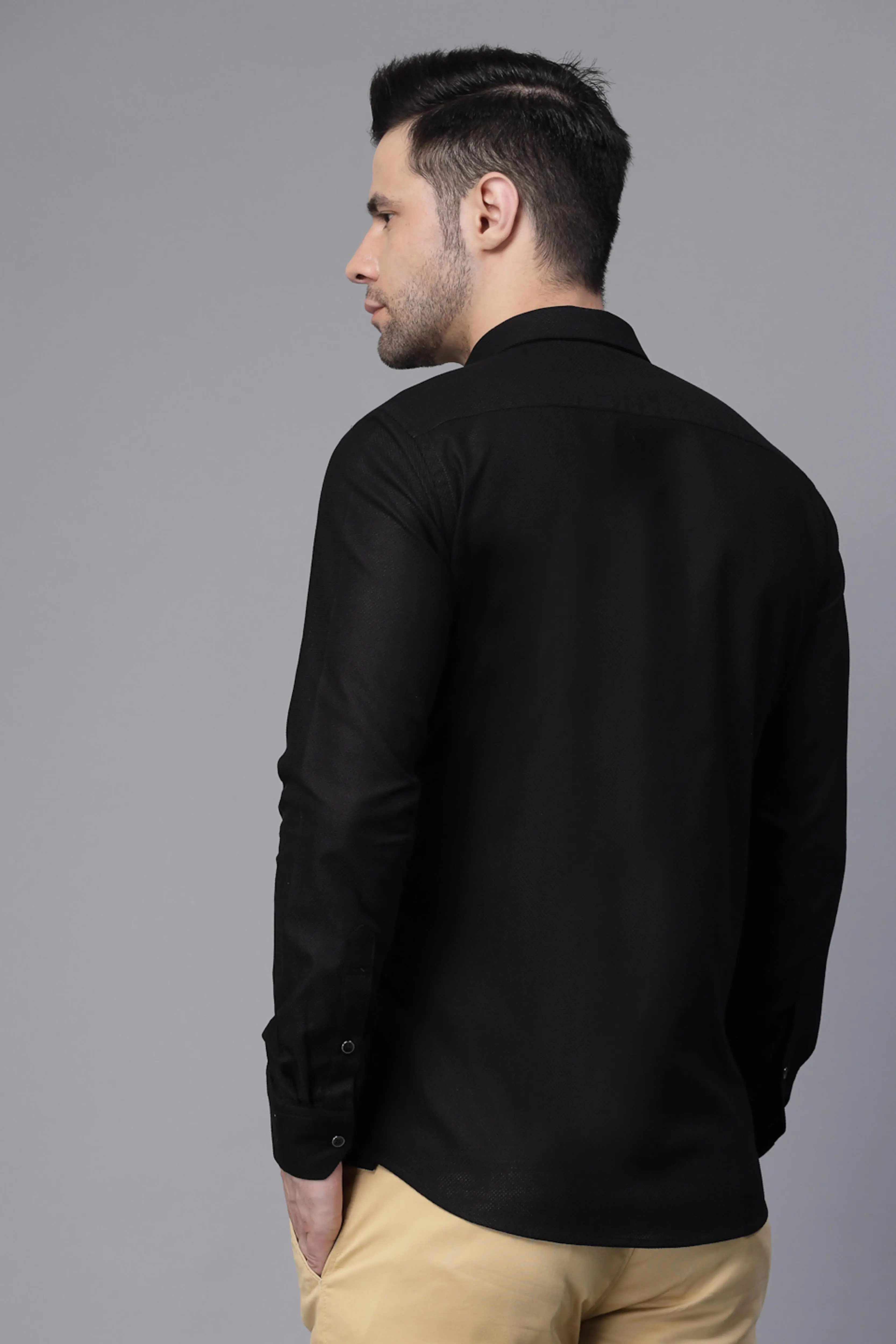 Mens Black Full Sleeve Solid Slim Fit Shirt - Image 3