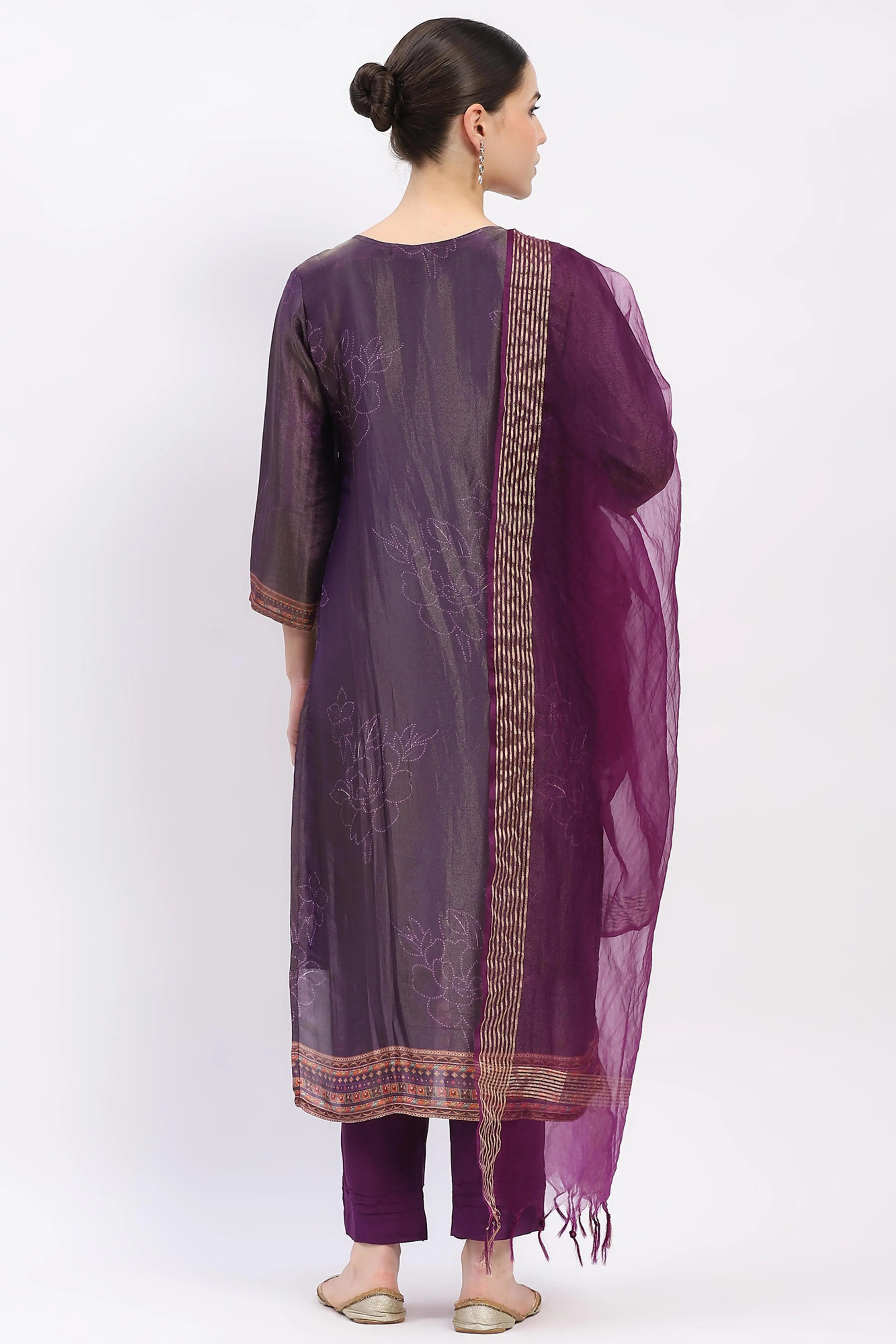 Muslin Embellished Suit Set - Image 5