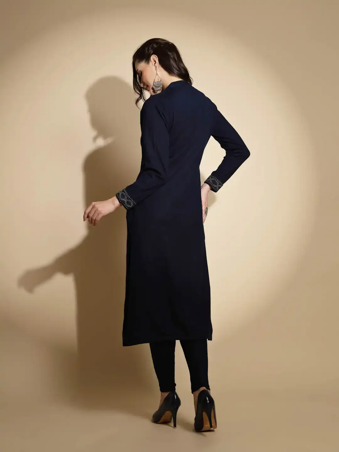 Navy Blue Abstract Print Woolen Kurta - Image 2