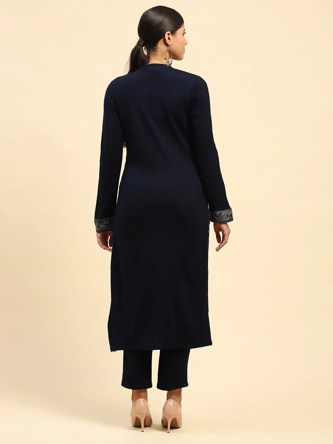 Navy Blue Woolen Embroidered Kurta - Image 11