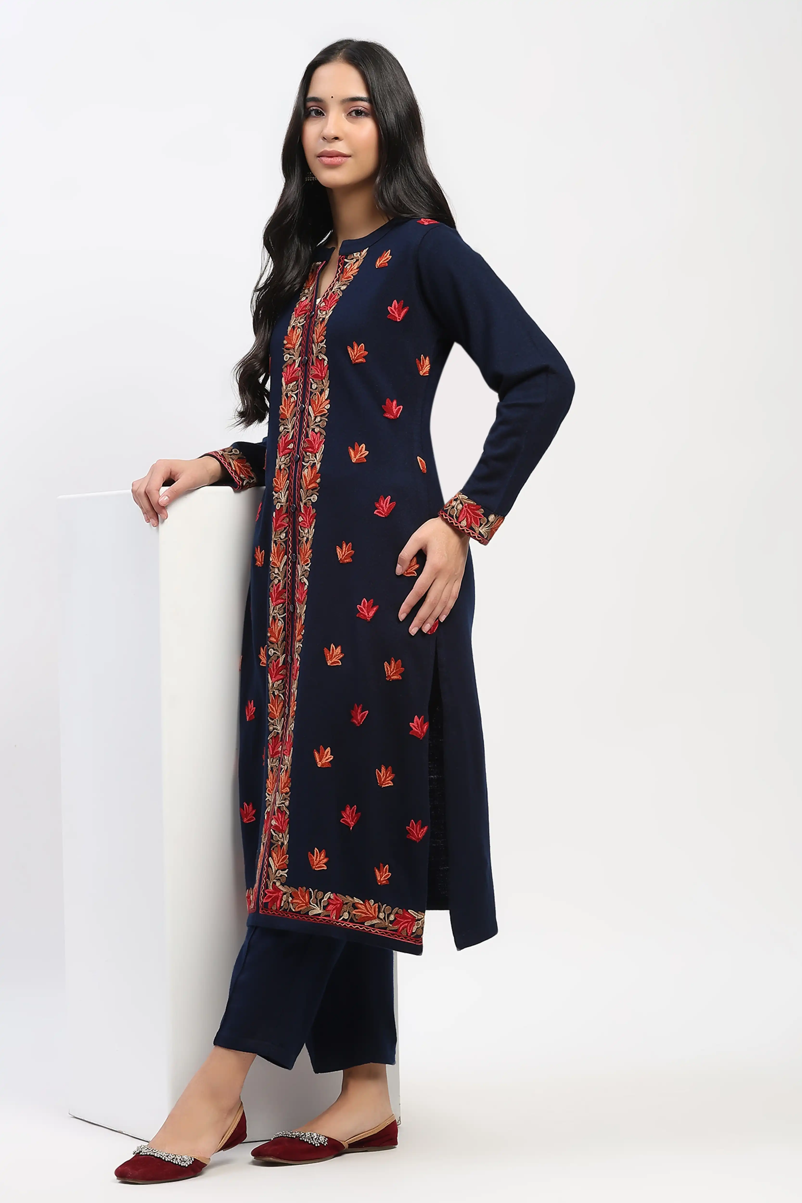 Navy Floral Embroidered Winter Kurta - Image 2