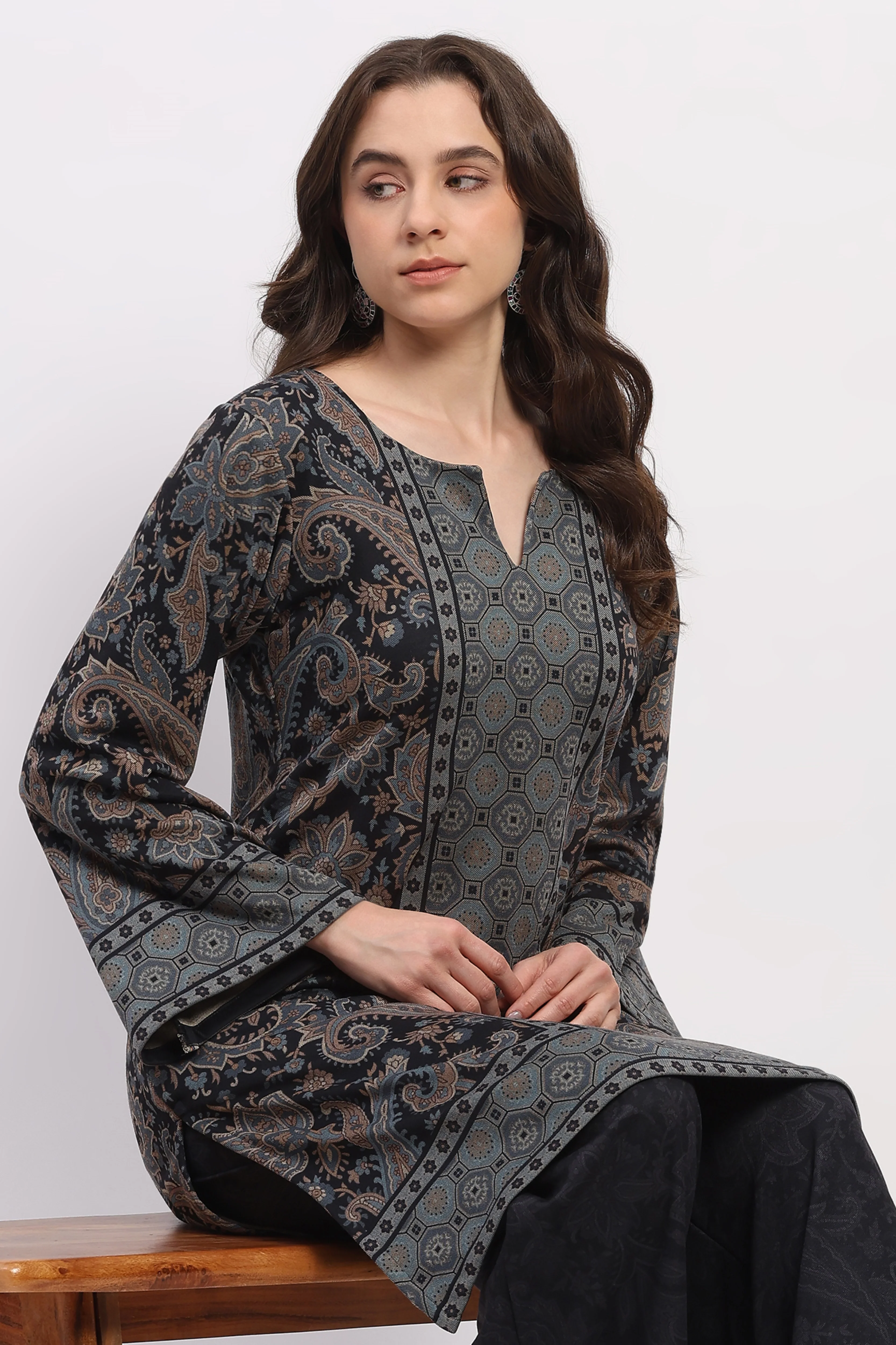 Navy Floral Paisley Winter Kurta Set - Image 2