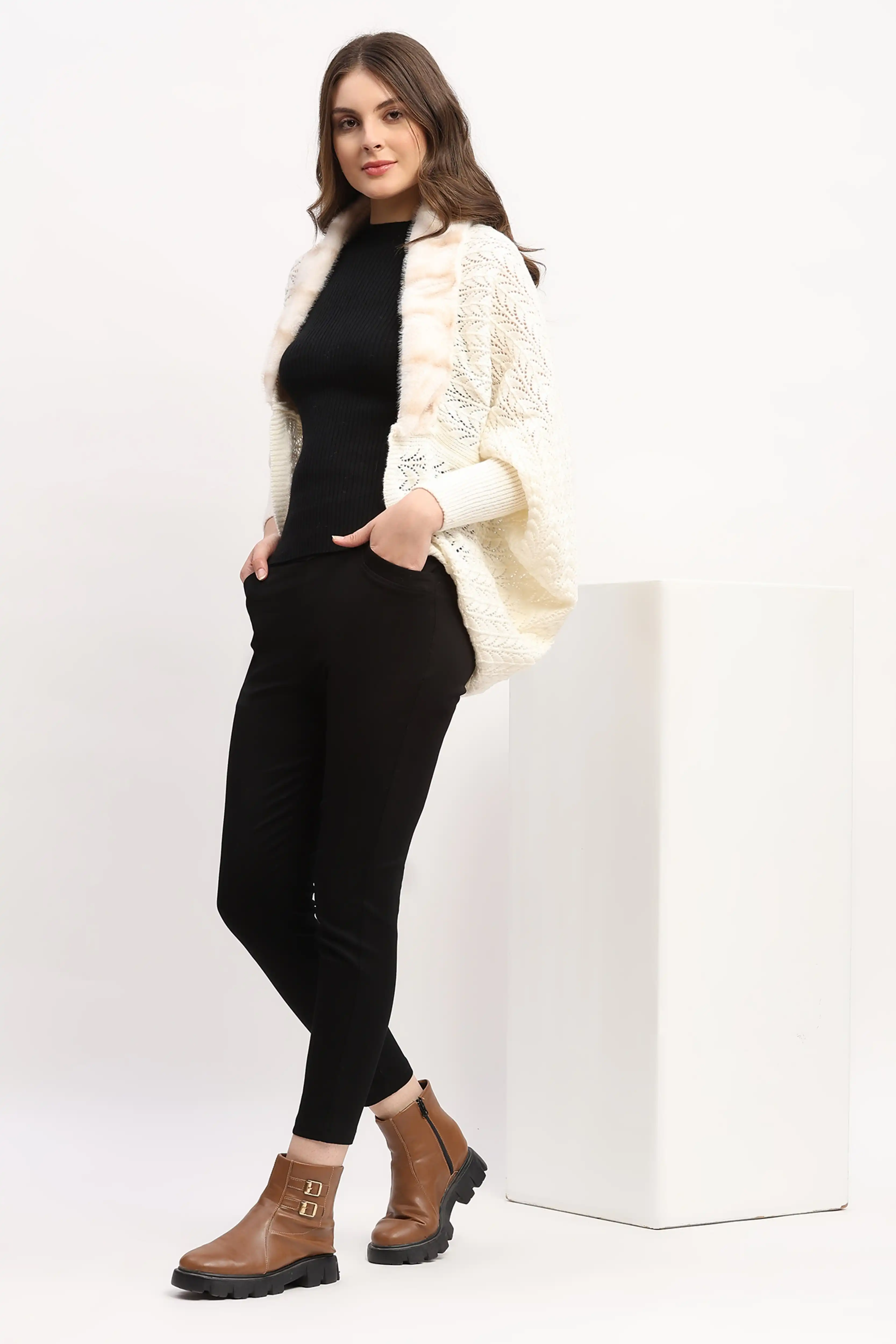 Off-White Crochet Winter Cape - Image 6