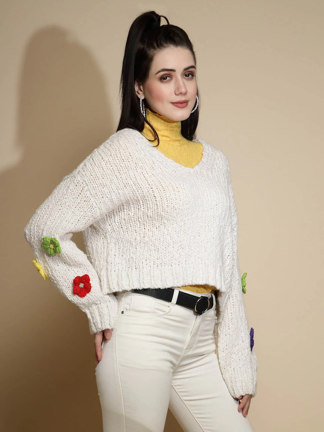 Off White Embellished Full Sleeve V-Neck Acrylic Pullover Sweater - Image 4