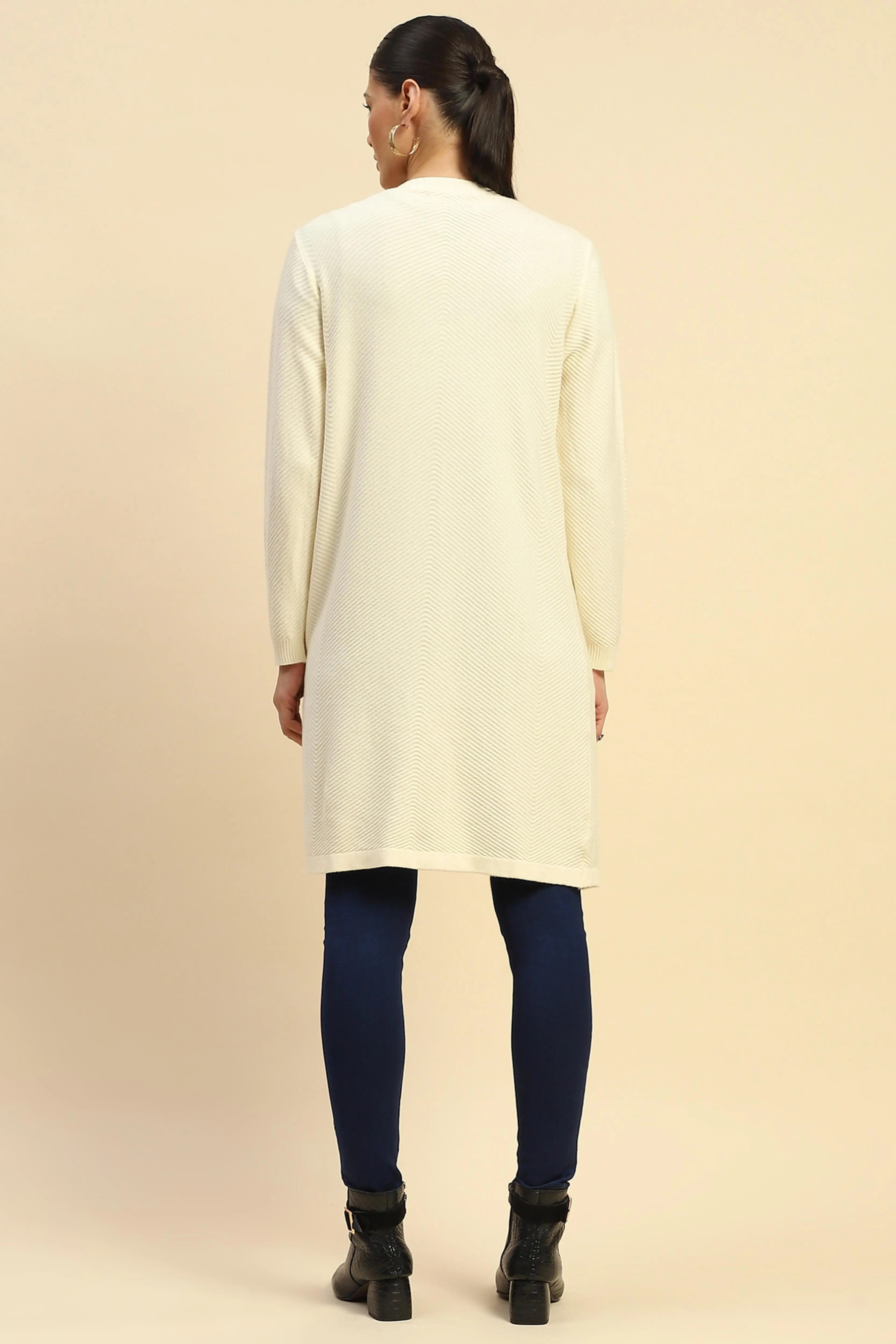 Off White Viscose Winter Shrug - Image 4