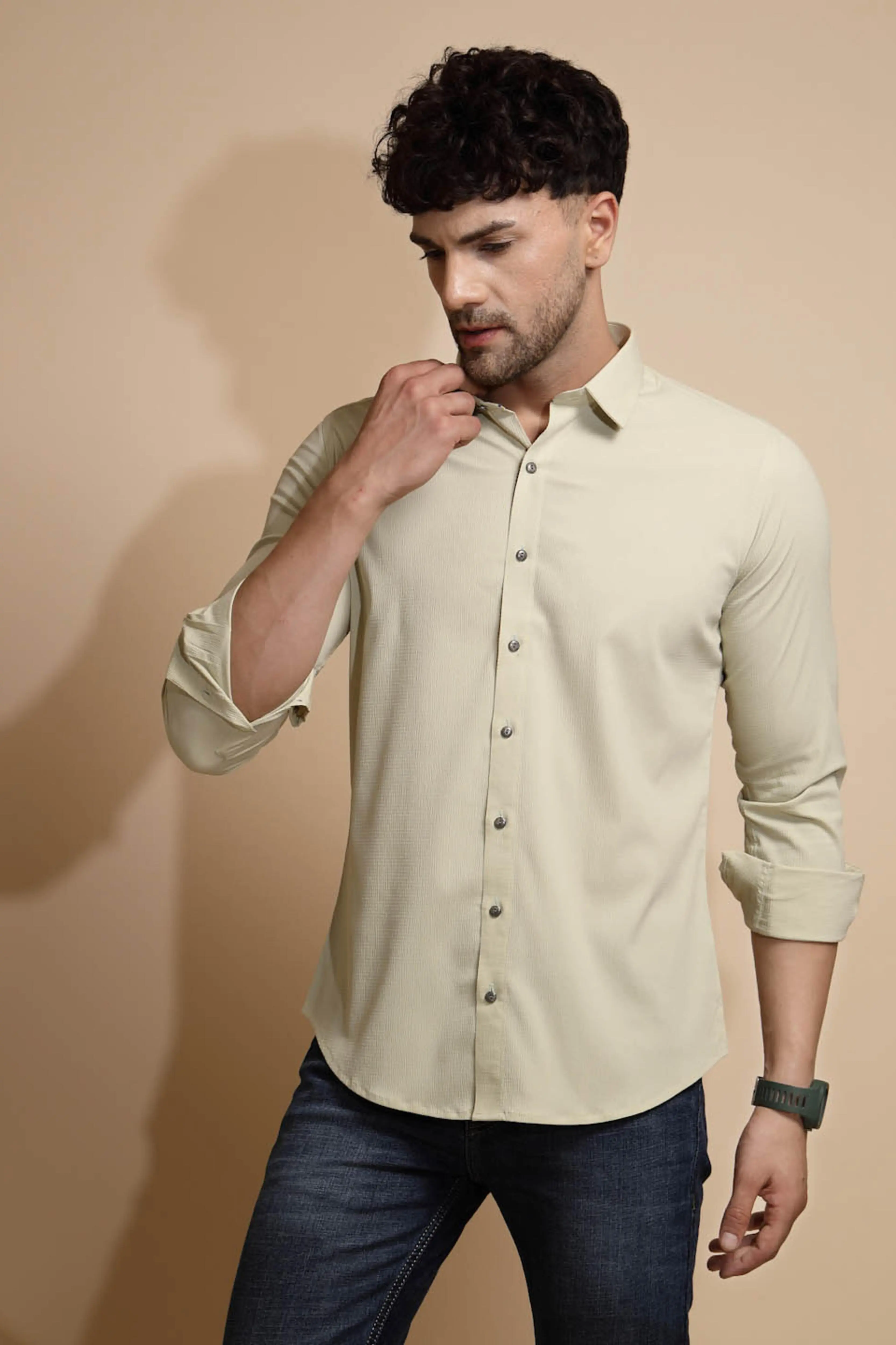 Off White Solid Full Sleeve Collared Neck Shirt - Image 2