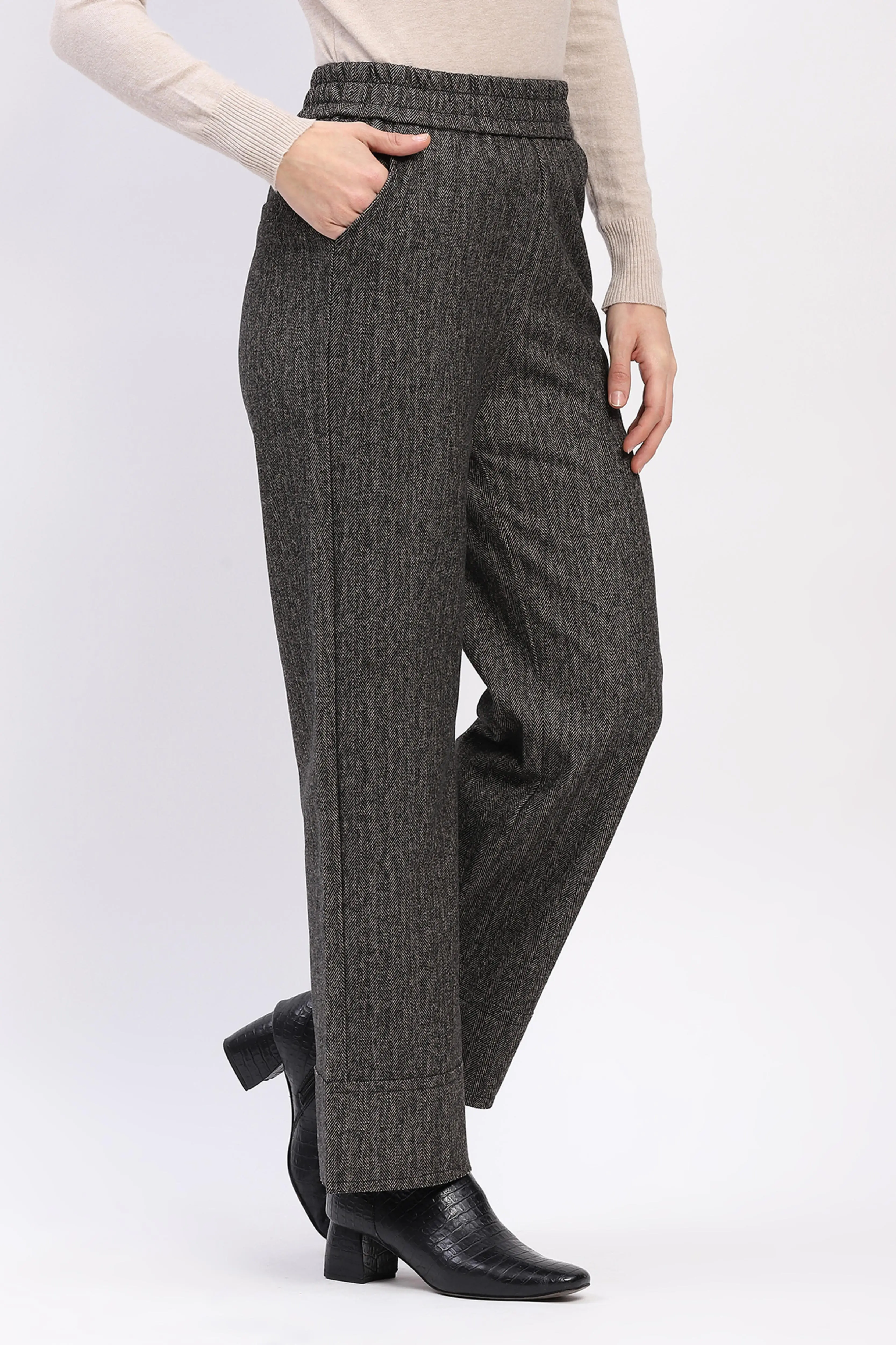 Pinstripe Chevron Winter Lower - Image 3
