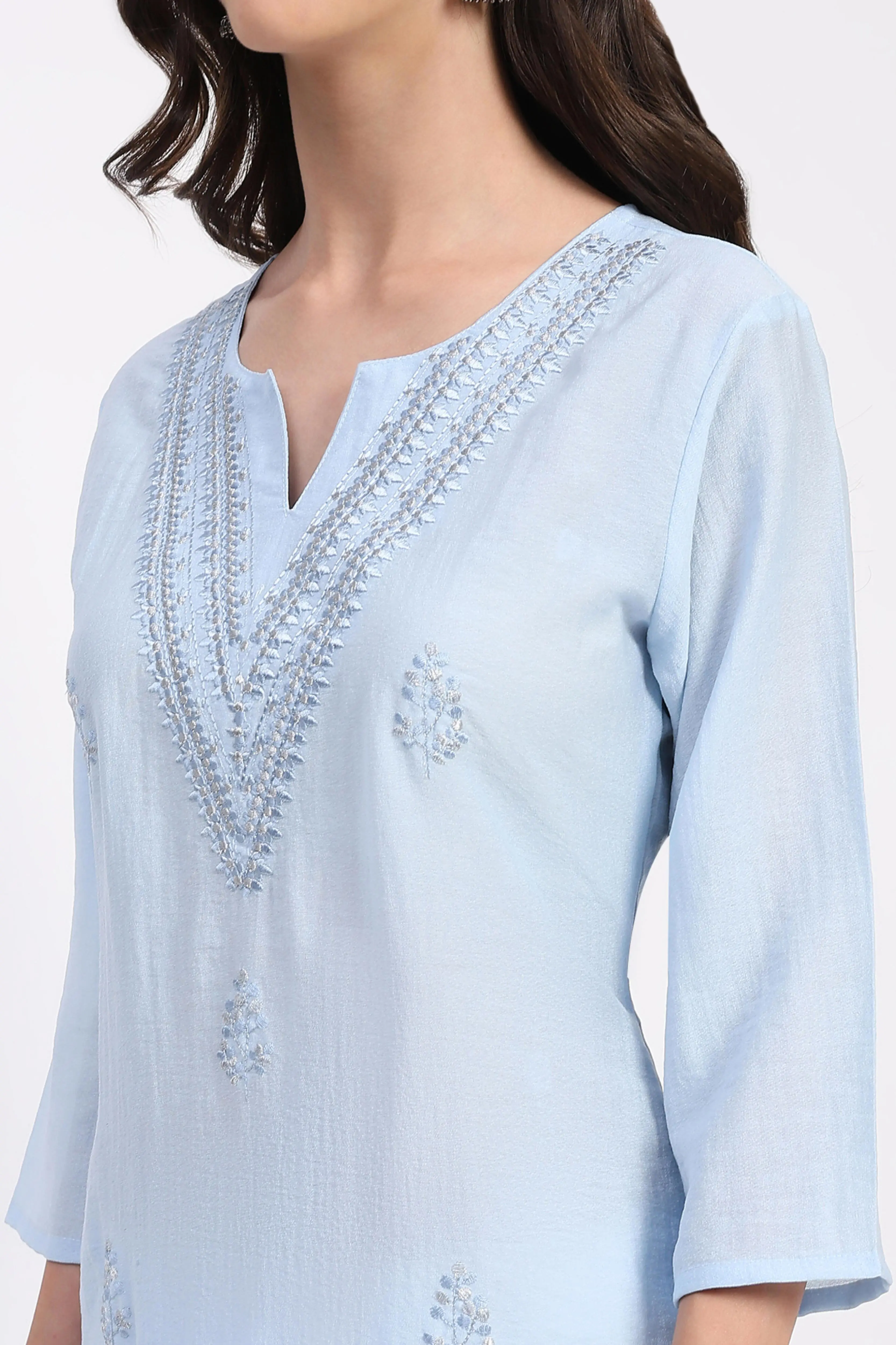 Blue Linen Blend Embroidered Kurta - Image 5