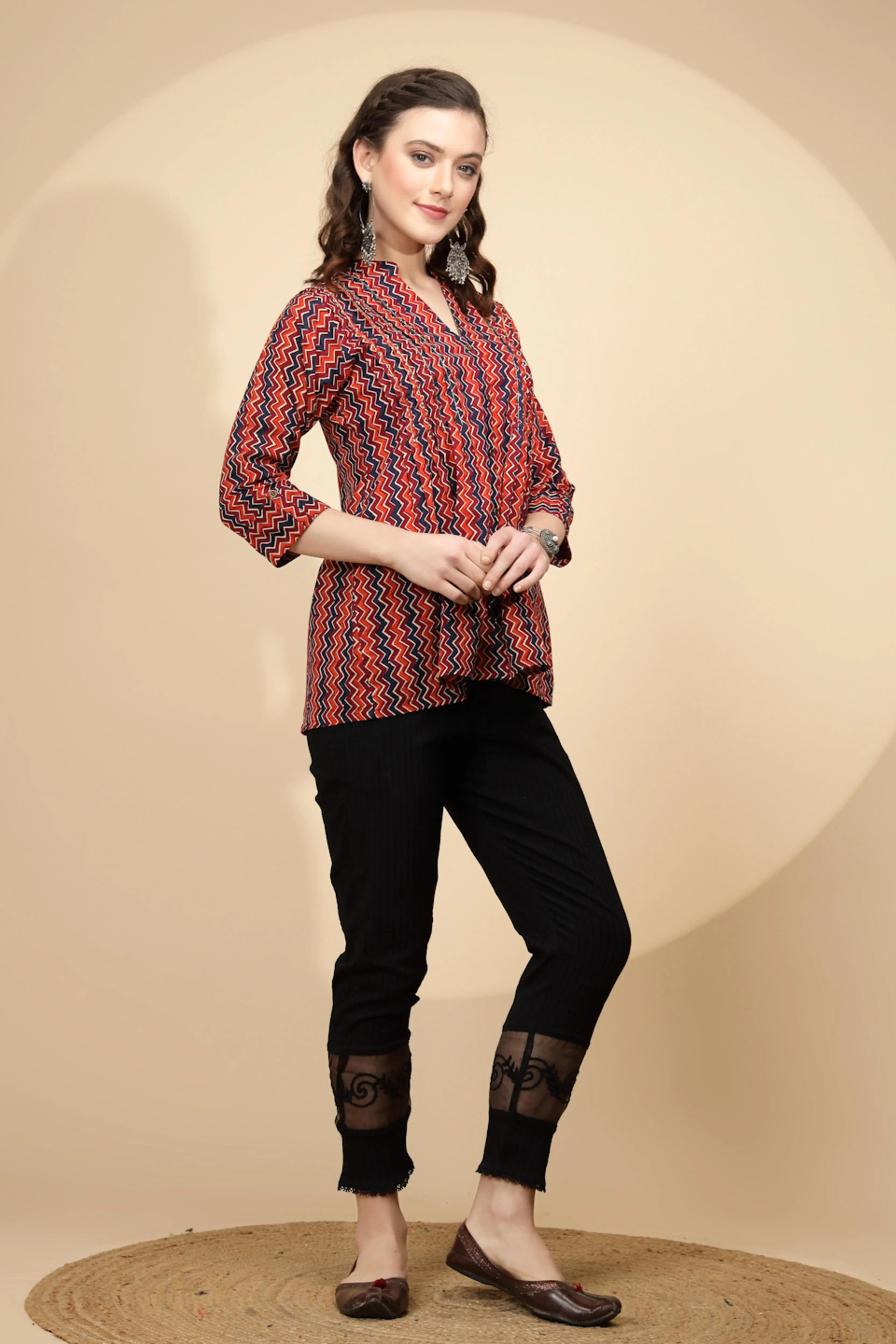 Red Regular Fit Tunic For Women - Image 3
