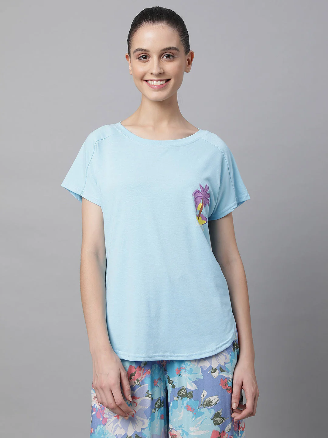 Red Printed Loose Cotton T-Shirt - Image 10