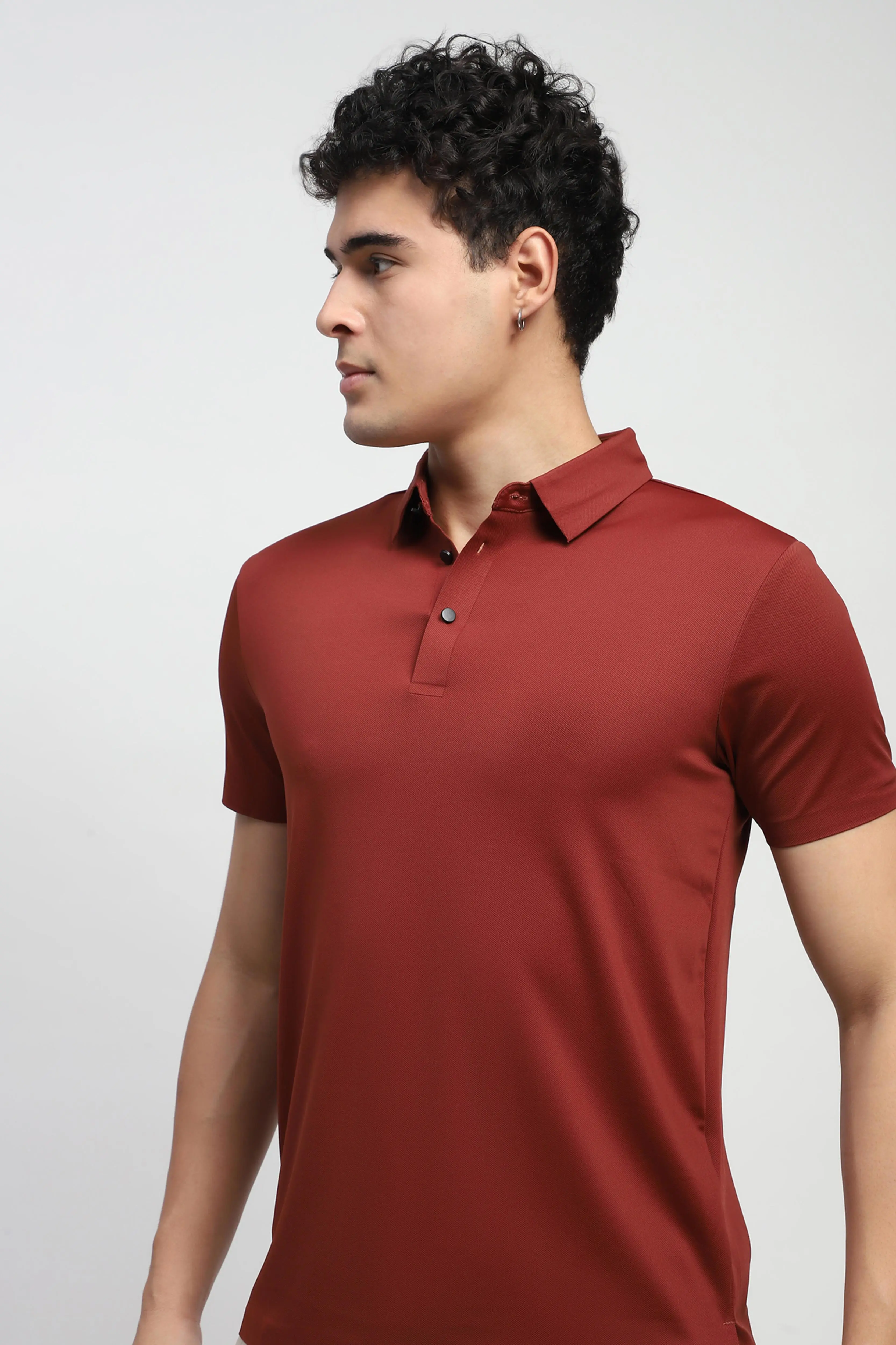 Stitchless Nylon Blend Solid T-Shirt - Image 5