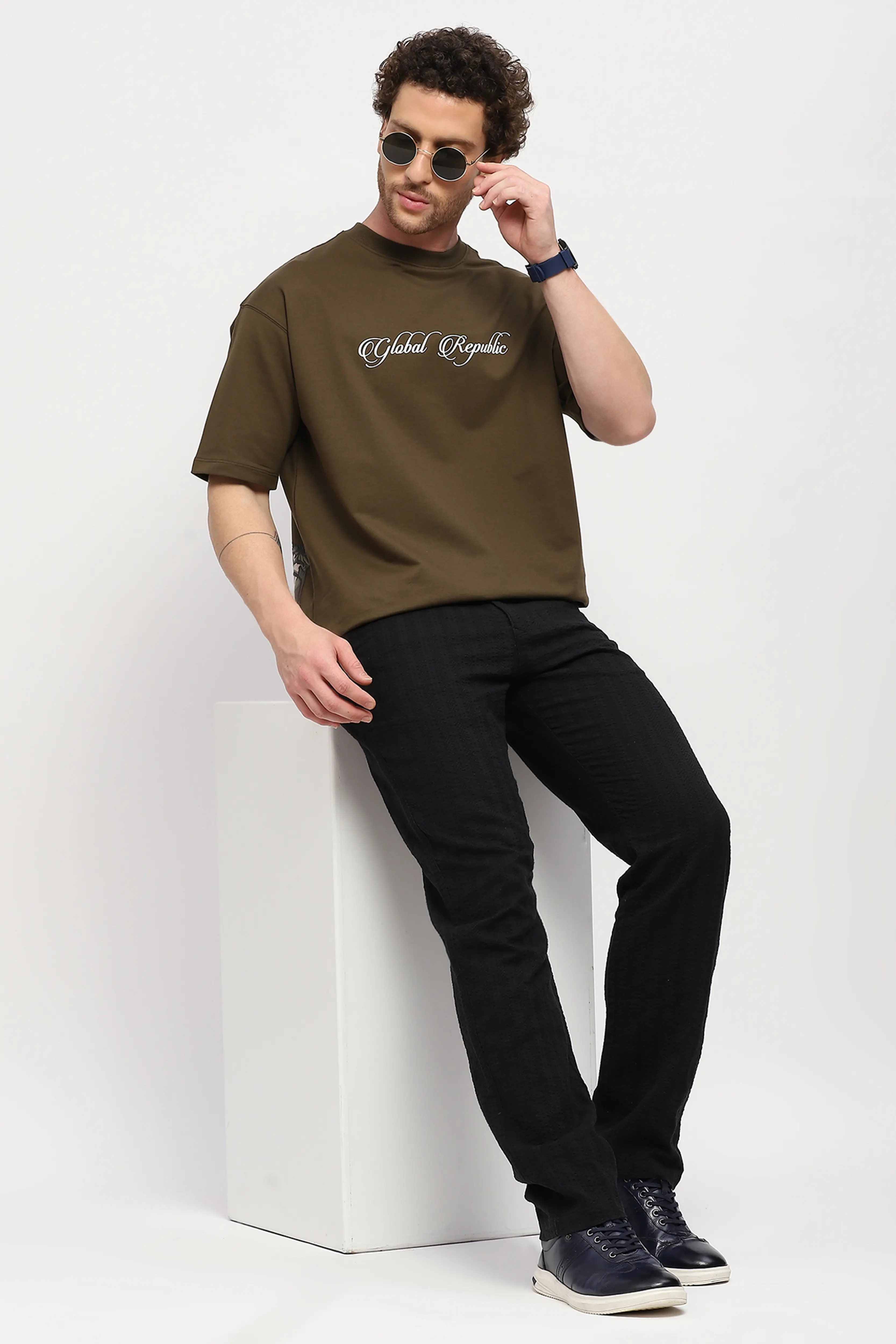 Urban Edge Oversized Graphic Tee - Image 6