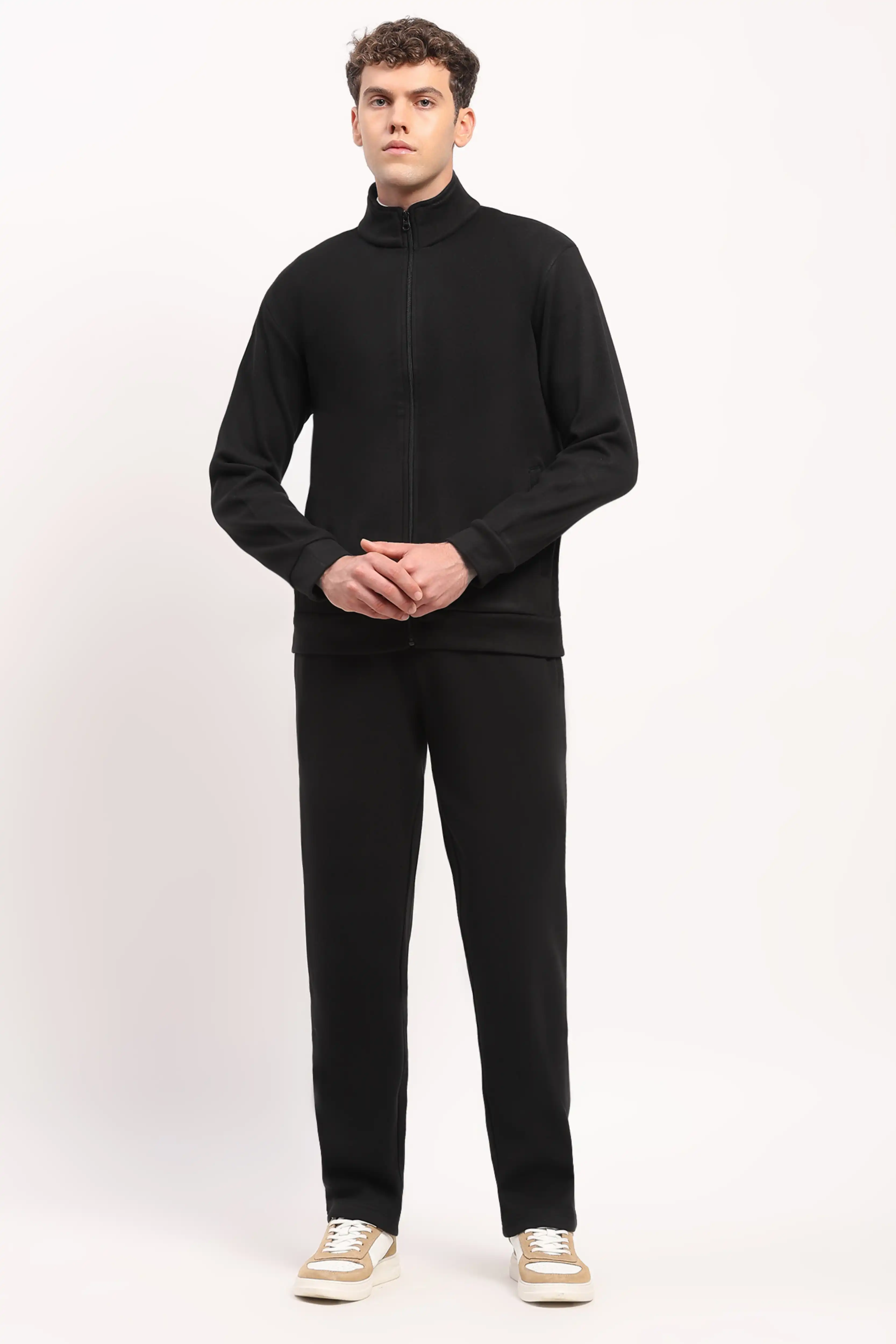 Velvet-Lined Black Zip Sweatshirt - Image 3