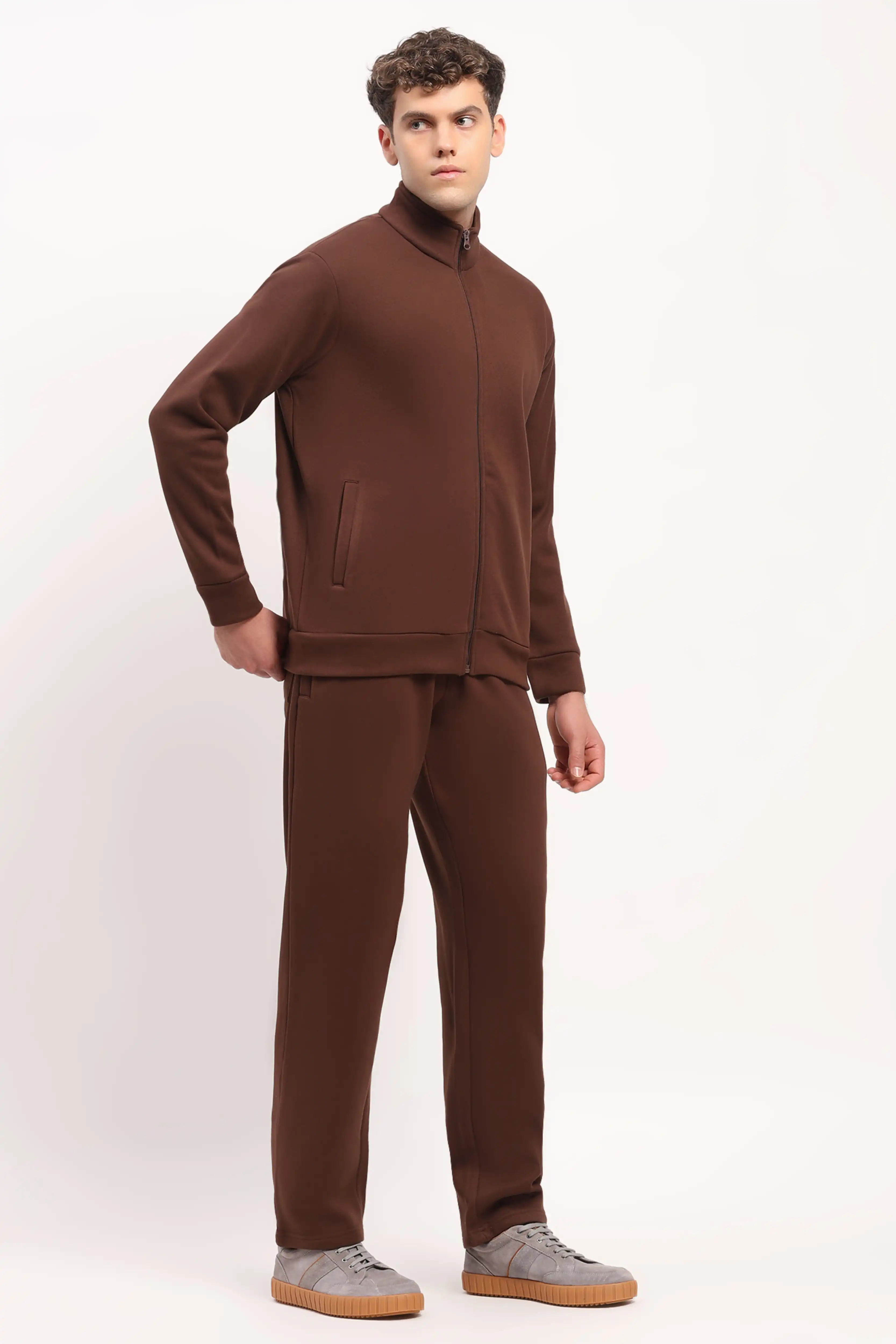 Velvet-Lined Coffee Brown Zip Sweatshirt - Image 3