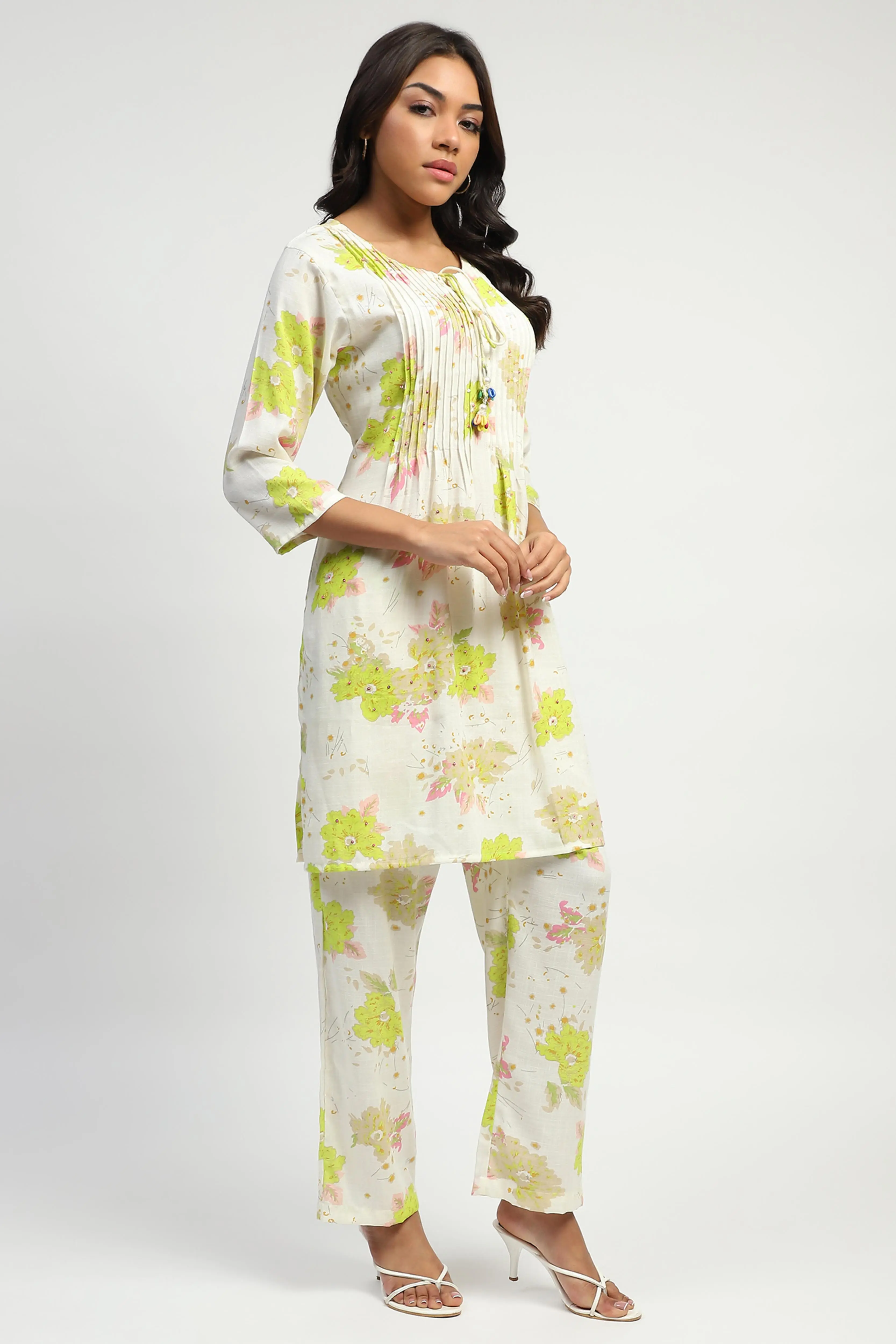 White & Green Floral Cotton Kurta Set - Image 3