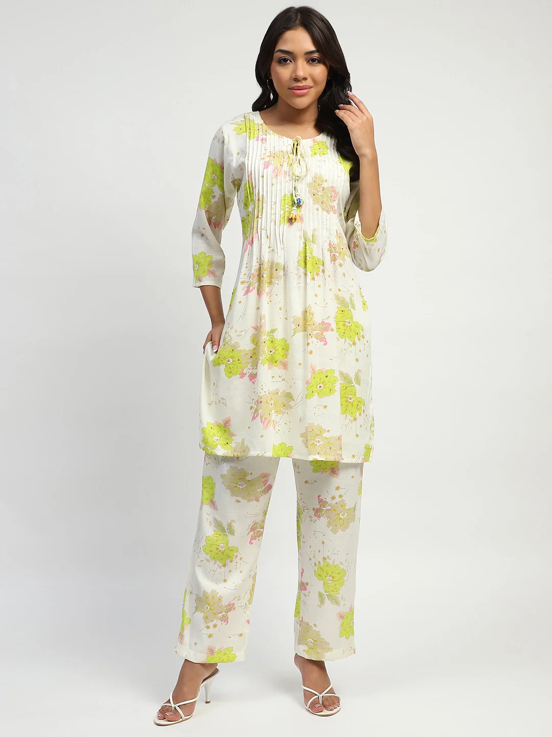 White & Green Floral Cotton Kurta Set - Image 8