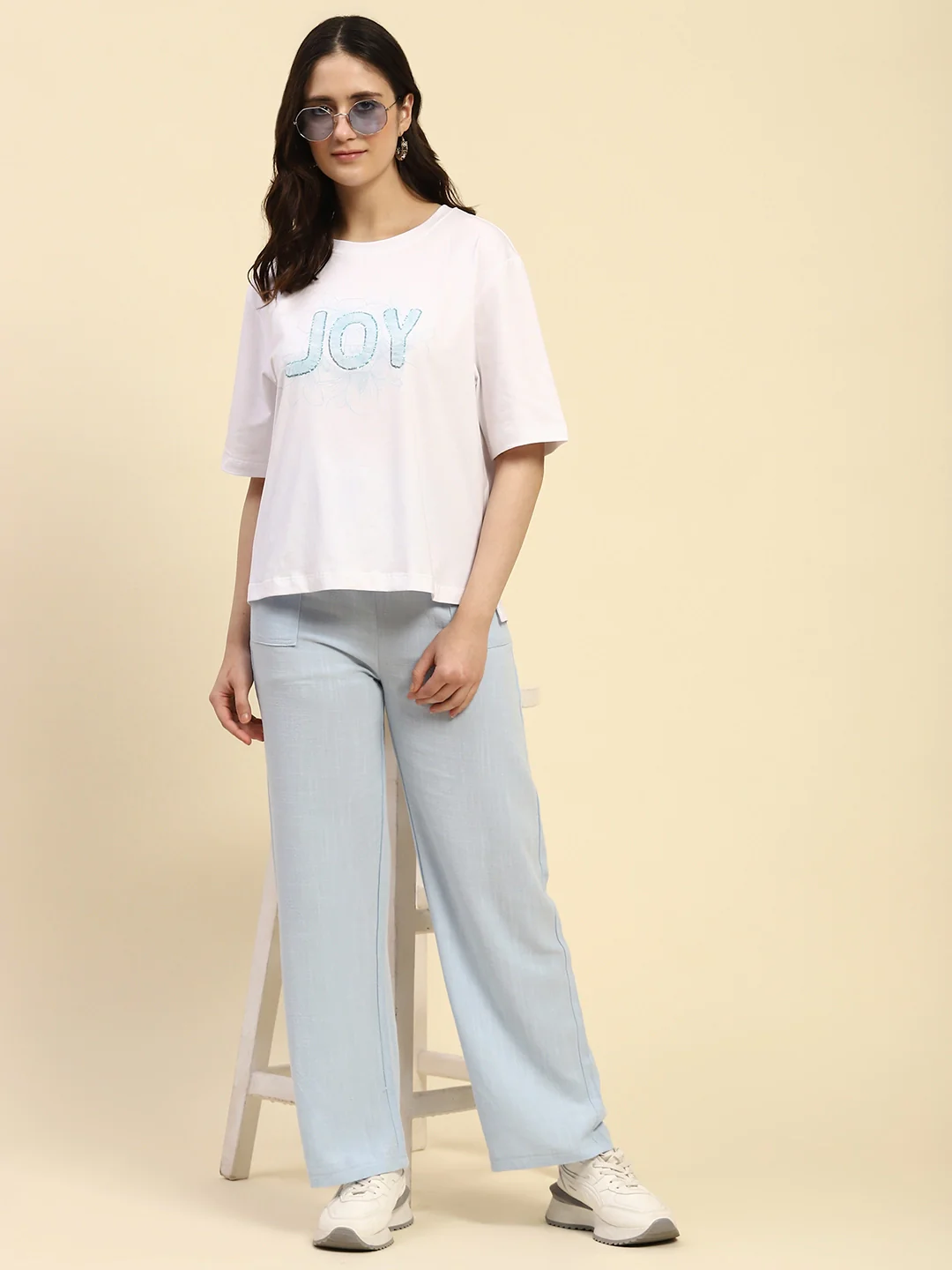 White Embroidered Cotton Boxy Top - Image 8