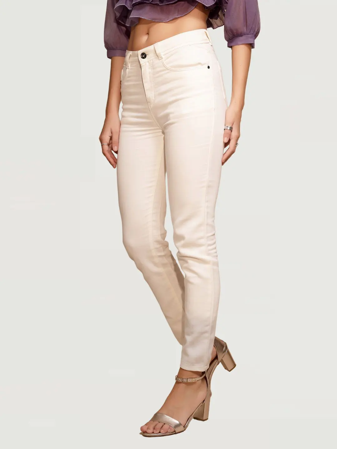 White High Rise Slim Fit Jeans - Image 10