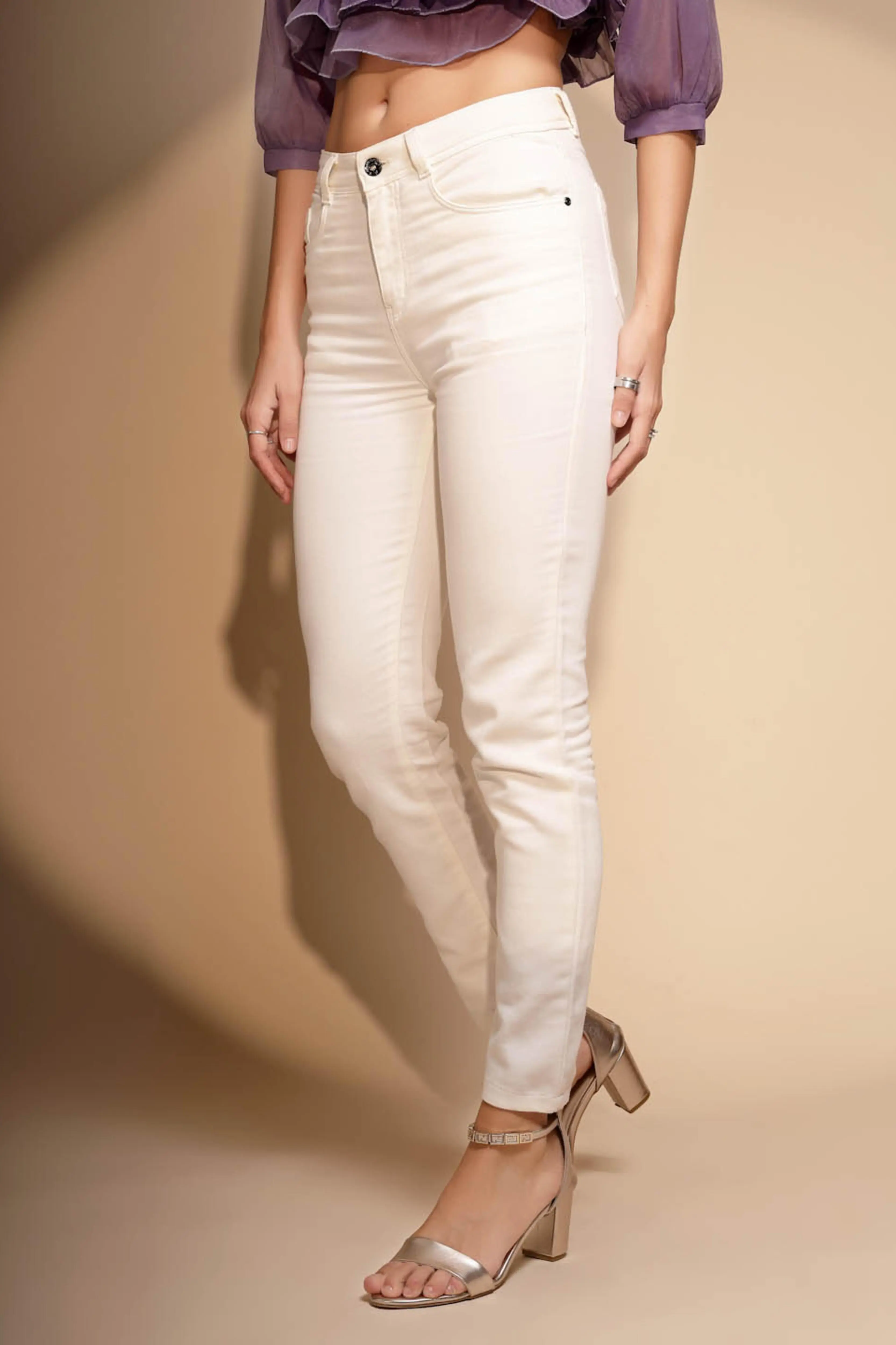 White High Rise Slim Fit Jeans - Image 3