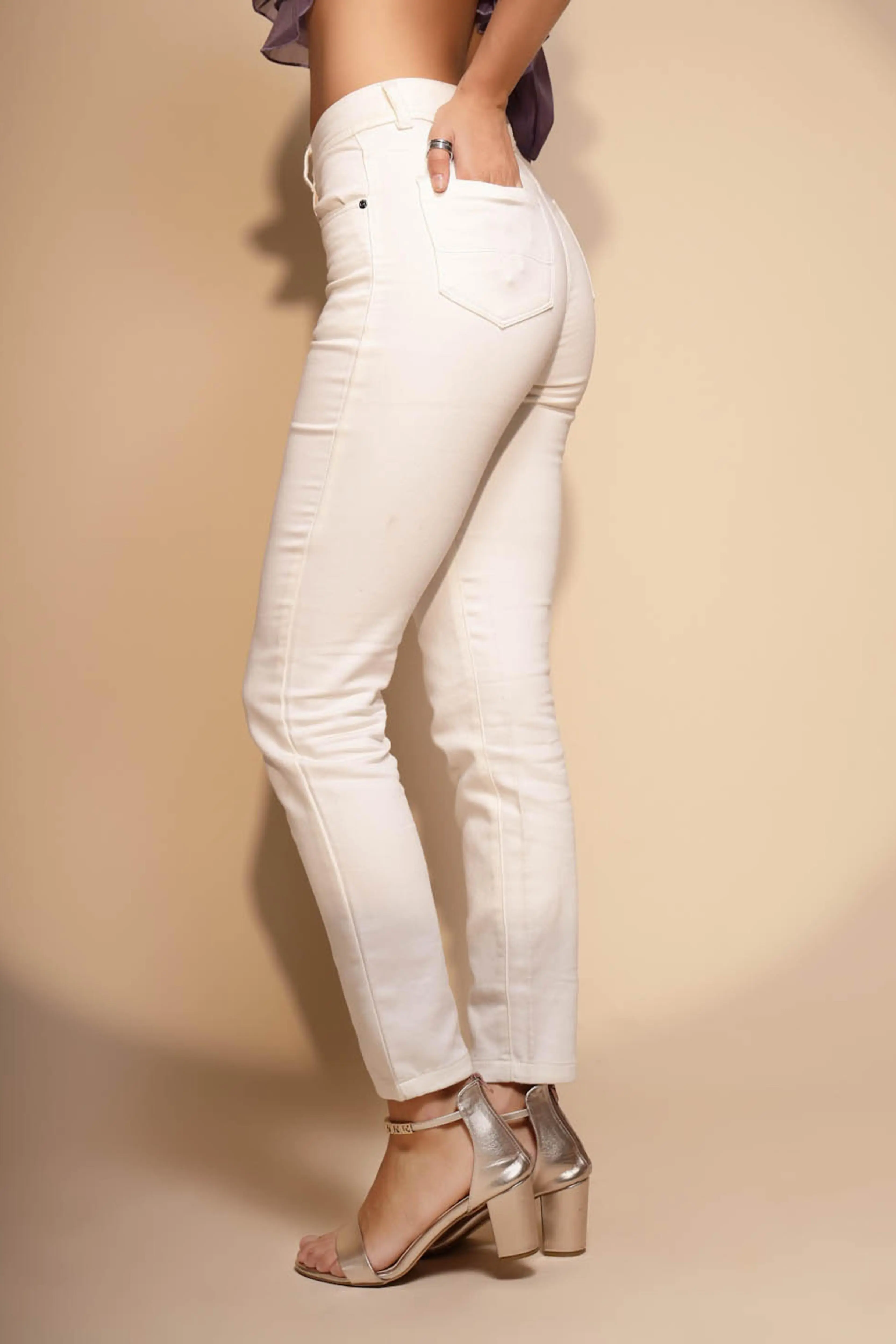 White High Rise Slim Fit Jeans - Image 4