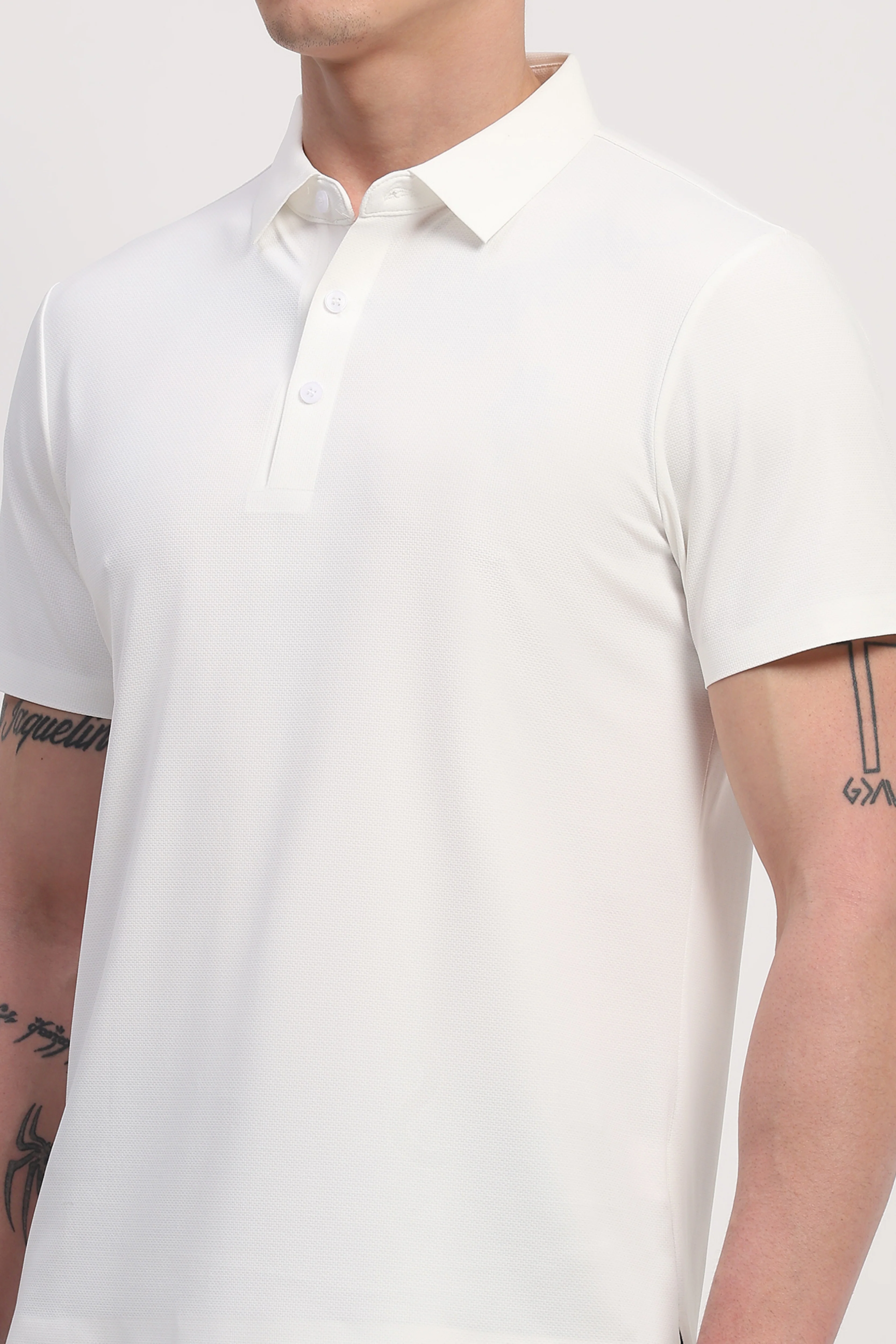 White Nylon Spandex Stitchless T-Shirt - Image 6
