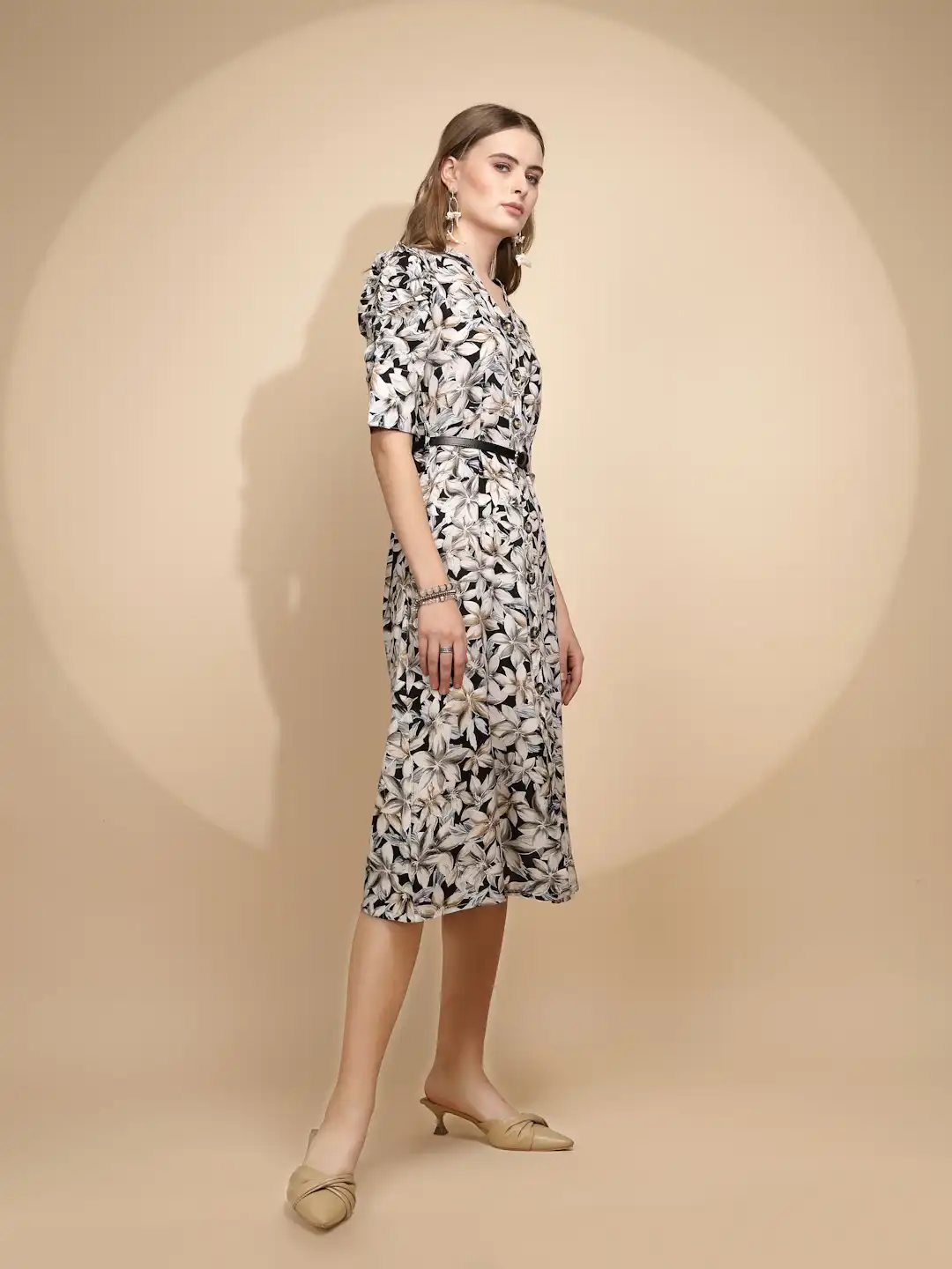 White Regular Fit Dress For Women - Image 11